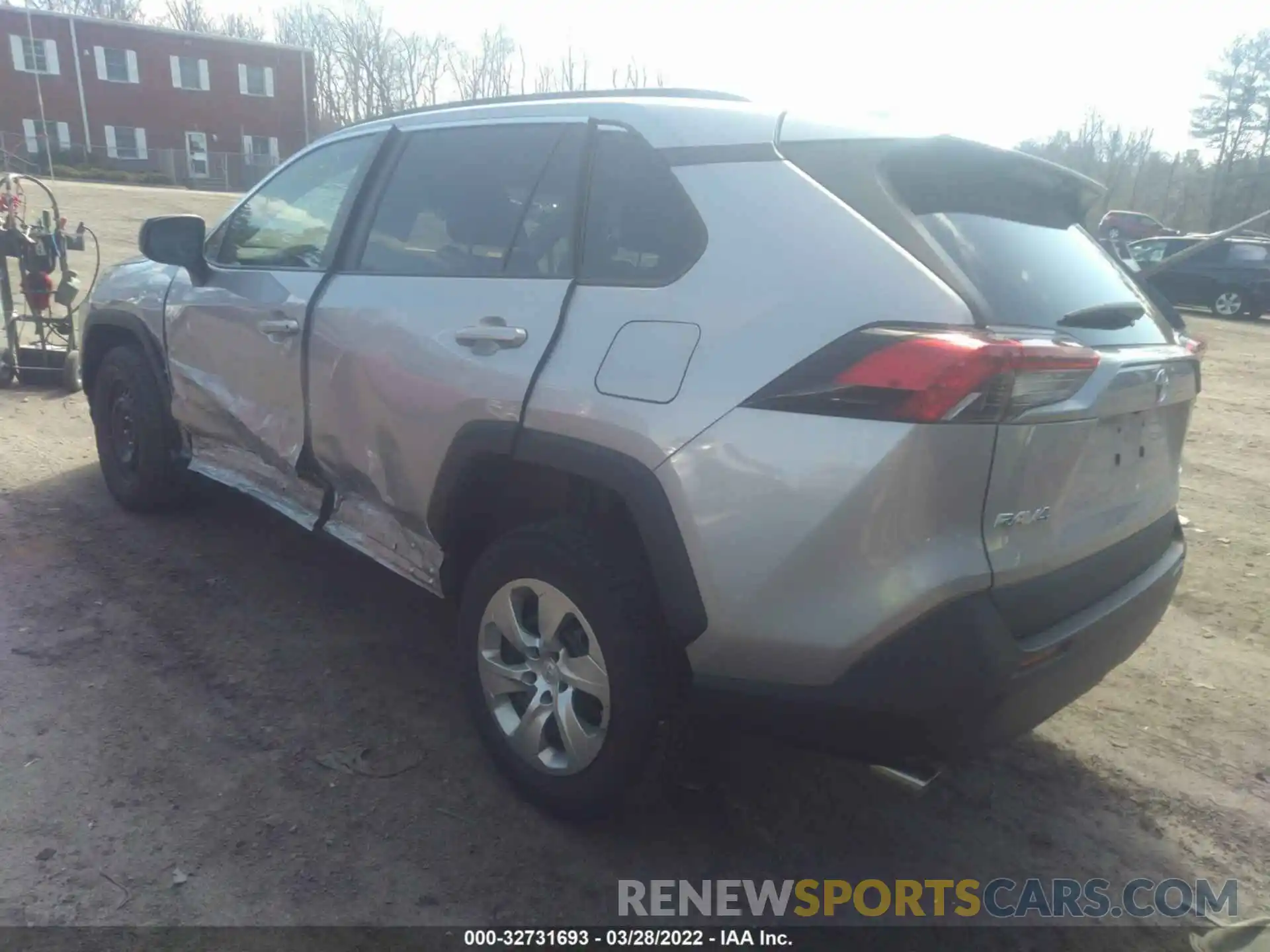 3 Photograph of a damaged car 2T3F1RFV8KW035057 TOYOTA RAV4 2019