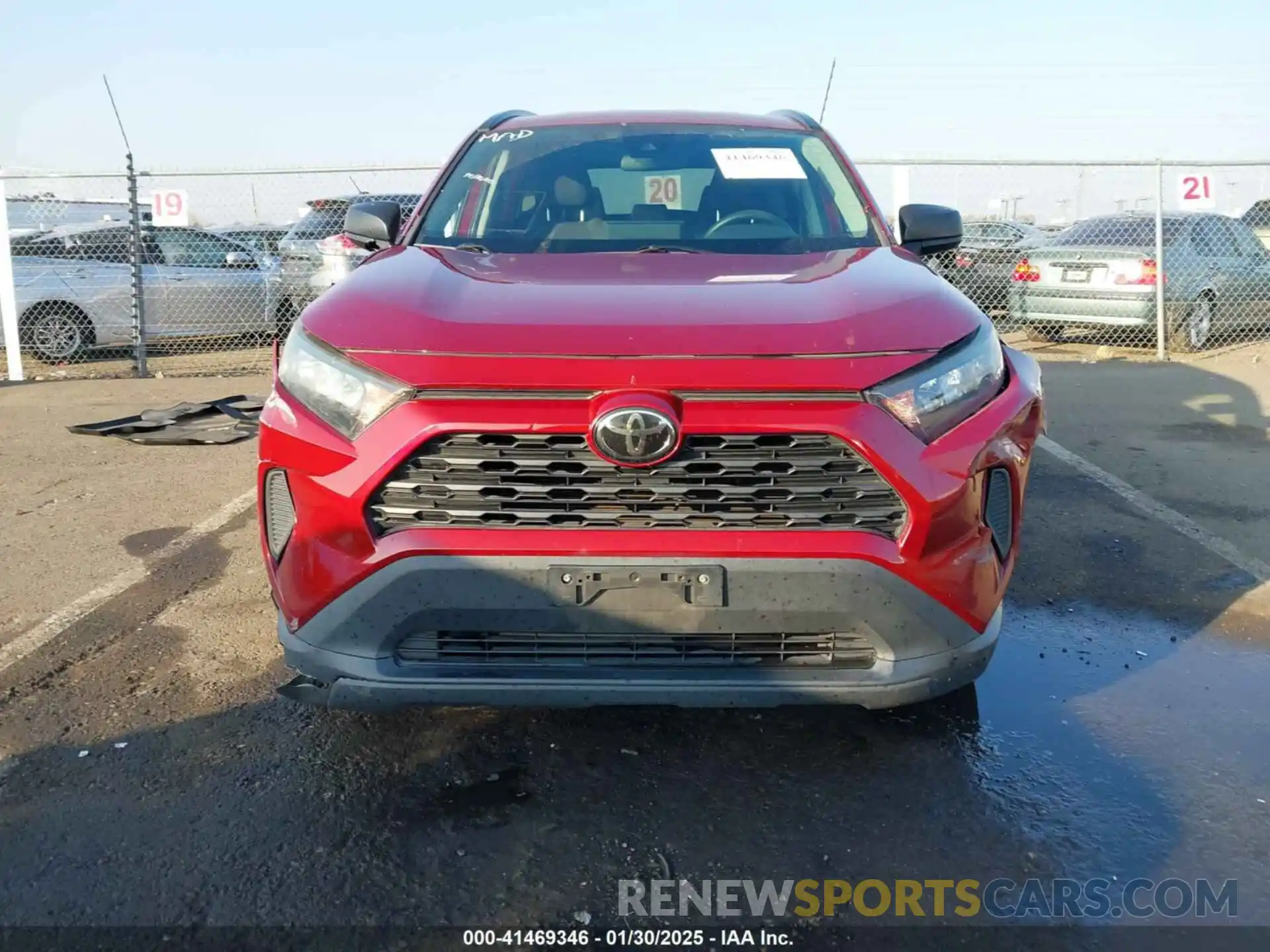 12 Photograph of a damaged car 2T3F1RFV8KW043093 TOYOTA RAV4 2019