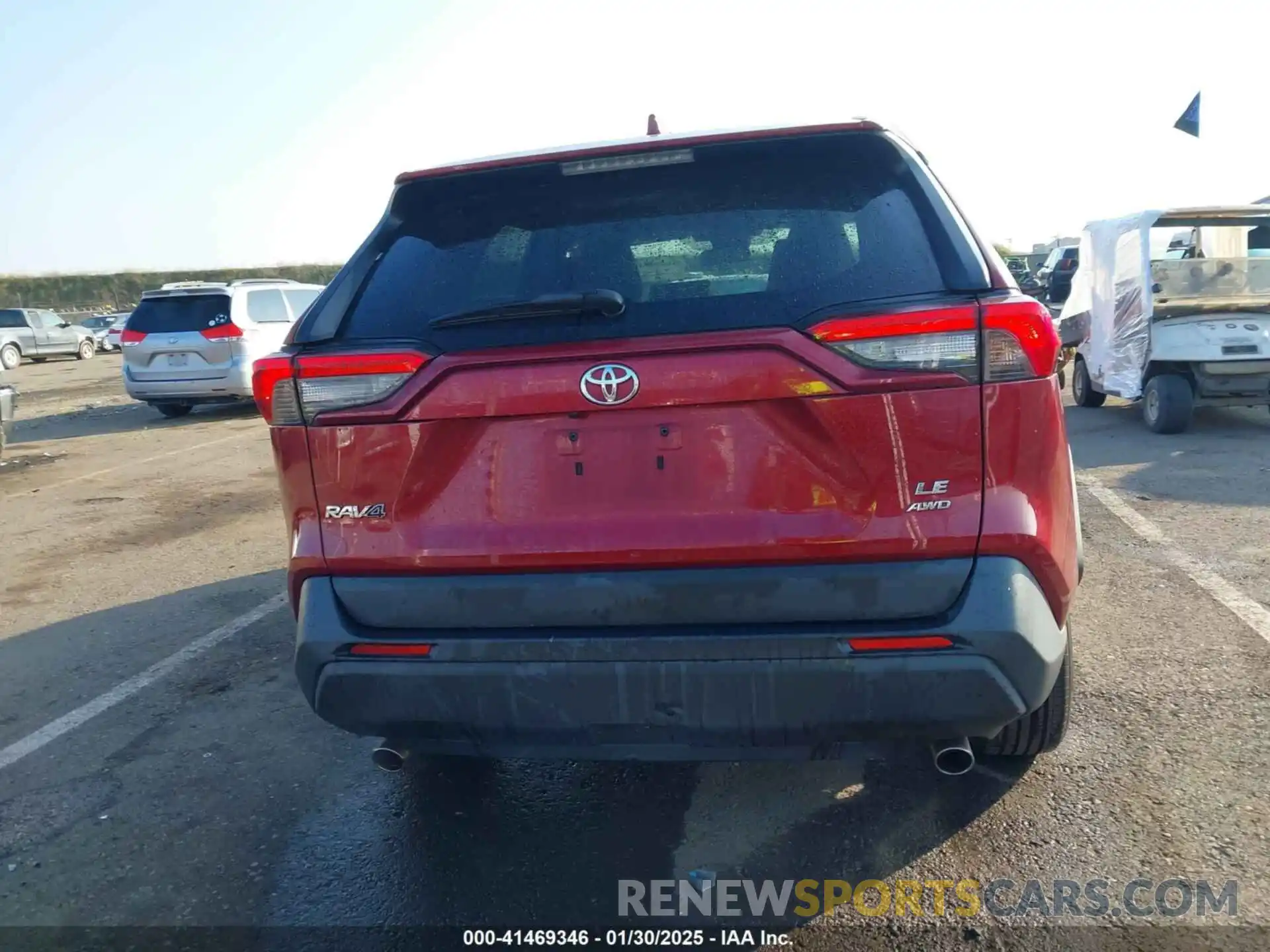 16 Photograph of a damaged car 2T3F1RFV8KW043093 TOYOTA RAV4 2019