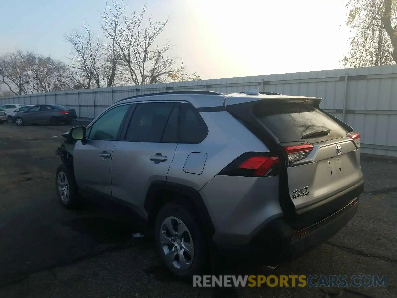 3 Photograph of a damaged car 2T3F1RFV8KW044387 TOYOTA RAV4 2019