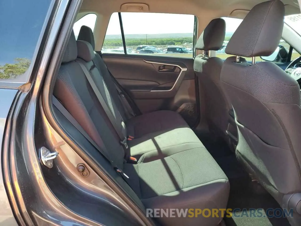 10 Photograph of a damaged car 2T3F1RFV8KW063215 TOYOTA RAV4 2019