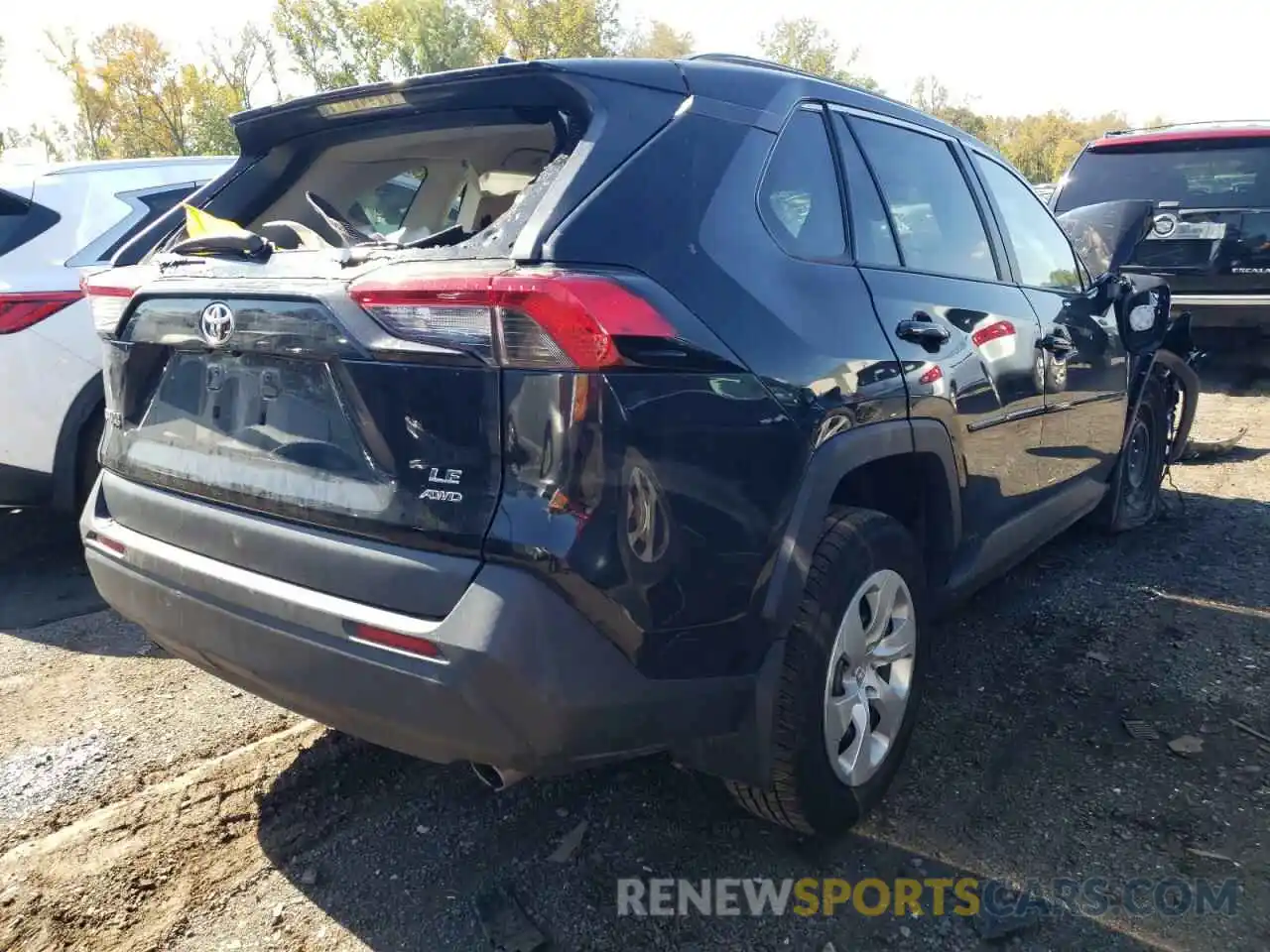 4 Photograph of a damaged car 2T3F1RFV8KW064381 TOYOTA RAV4 2019