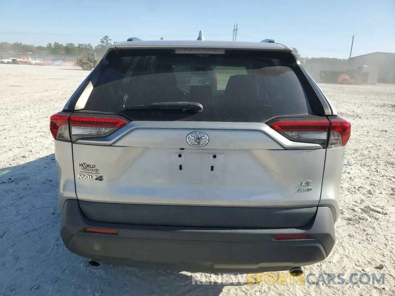 6 Photograph of a damaged car 2T3F1RFV8KW065417 TOYOTA RAV4 2019