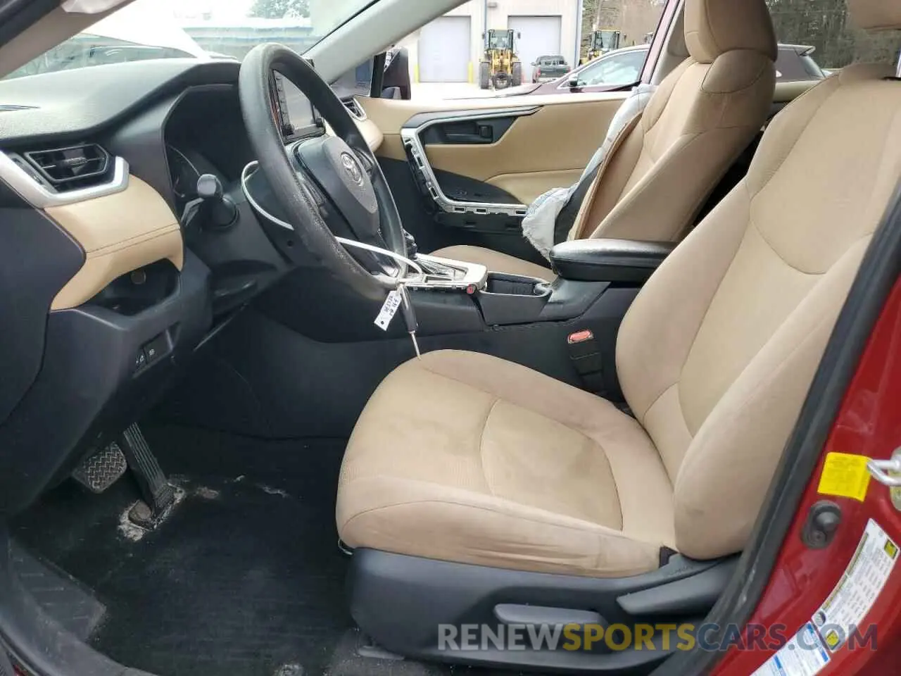 7 Photograph of a damaged car 2T3F1RFV9KC020973 TOYOTA RAV4 2019