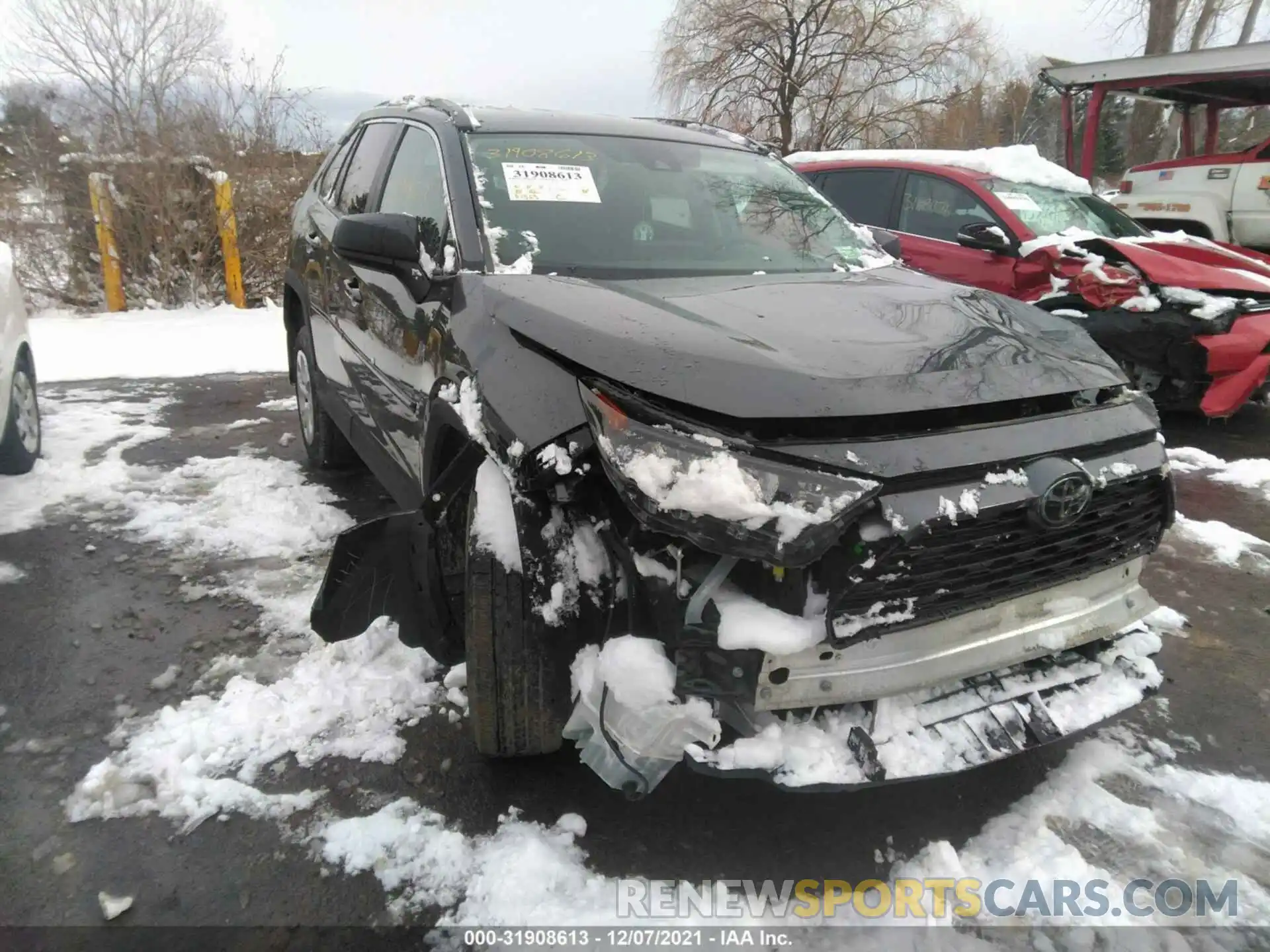 1 Photograph of a damaged car 2T3F1RFV9KC049003 TOYOTA RAV4 2019