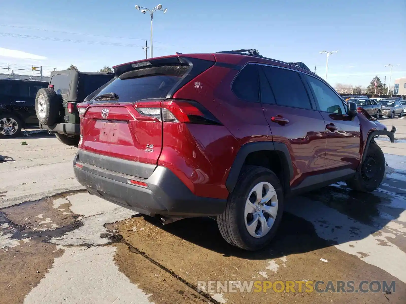 4 Photograph of a damaged car 2T3F1RFV9KW006425 TOYOTA RAV4 2019