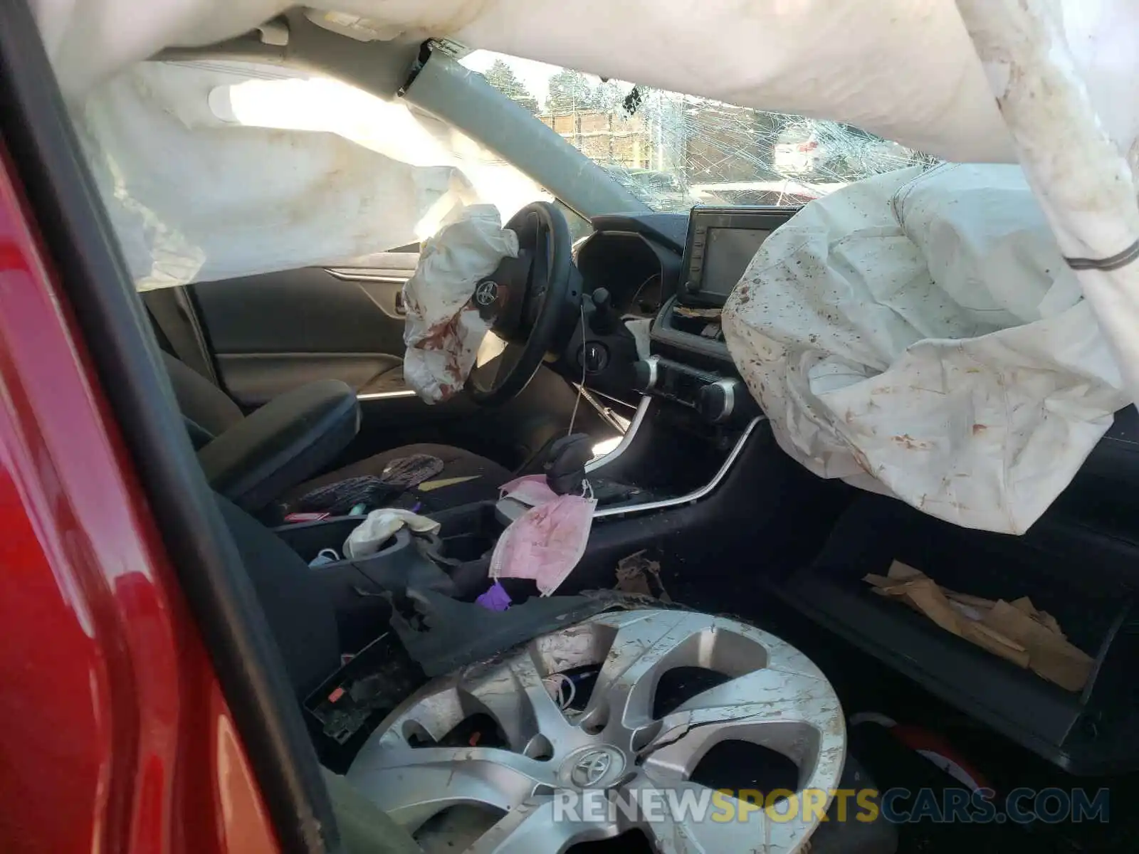 5 Photograph of a damaged car 2T3F1RFV9KW006425 TOYOTA RAV4 2019