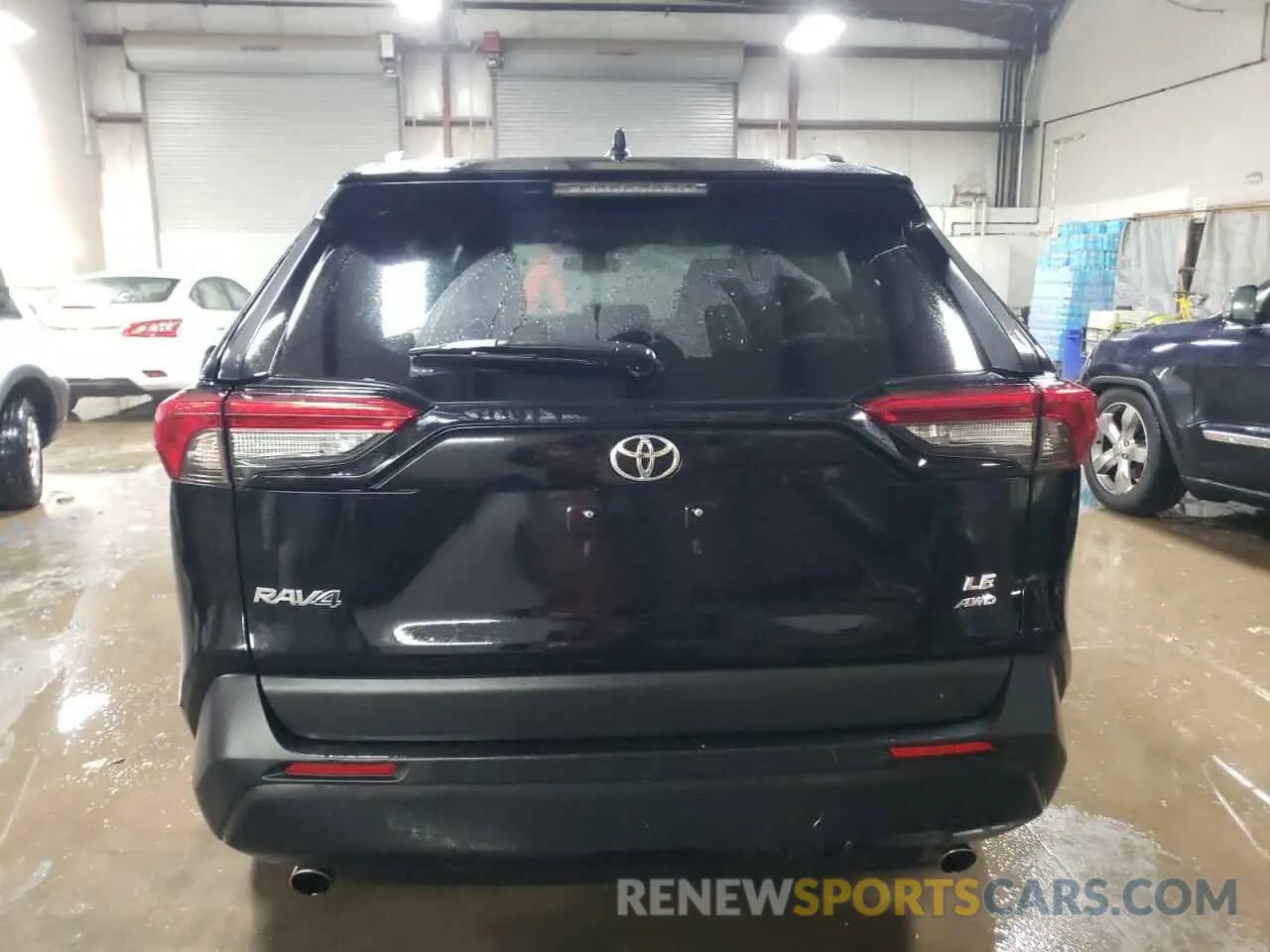 6 Photograph of a damaged car 2T3F1RFV9KW012838 TOYOTA RAV4 2019