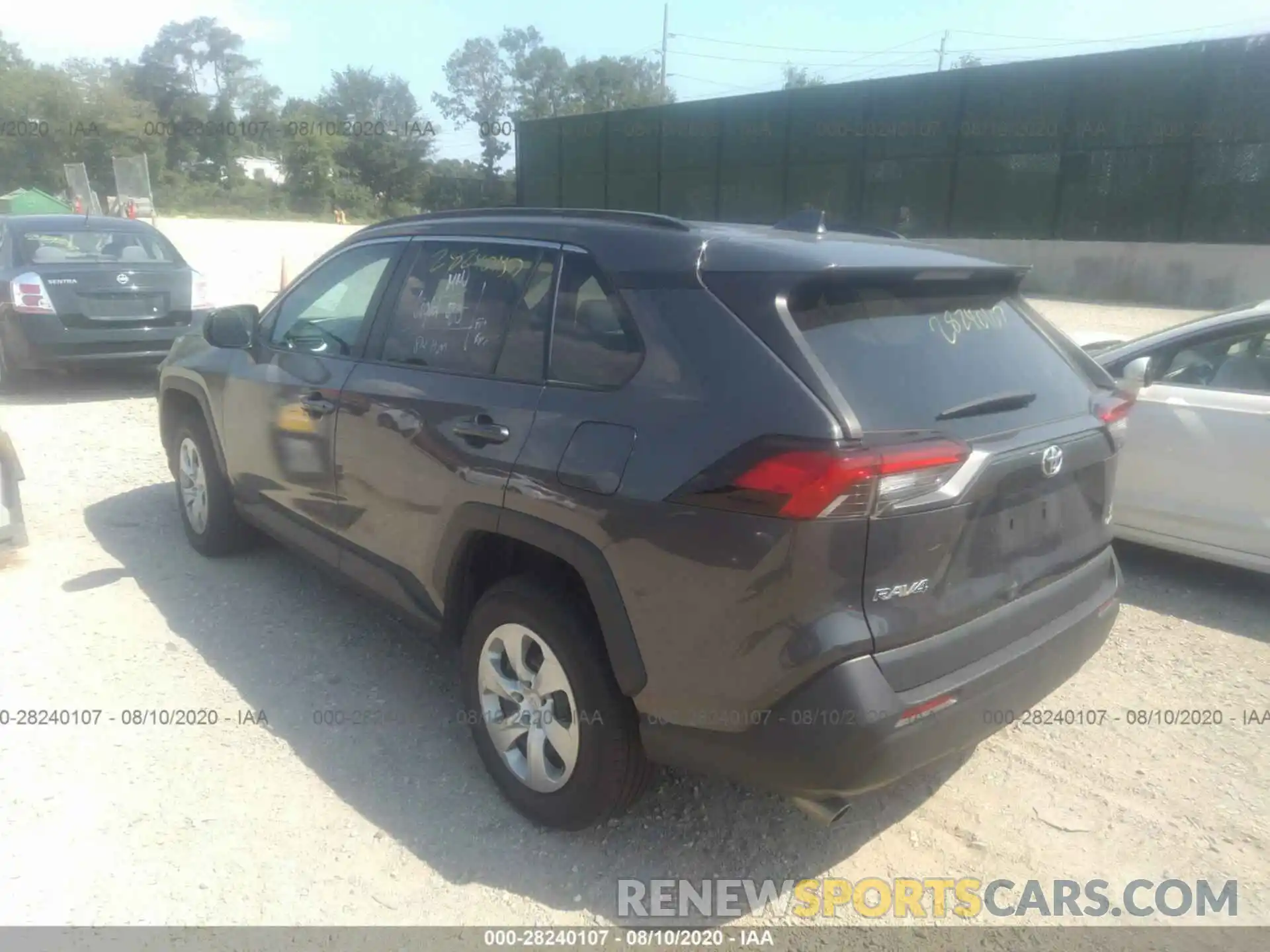 3 Photograph of a damaged car 2T3F1RFV9KW029428 TOYOTA RAV4 2019