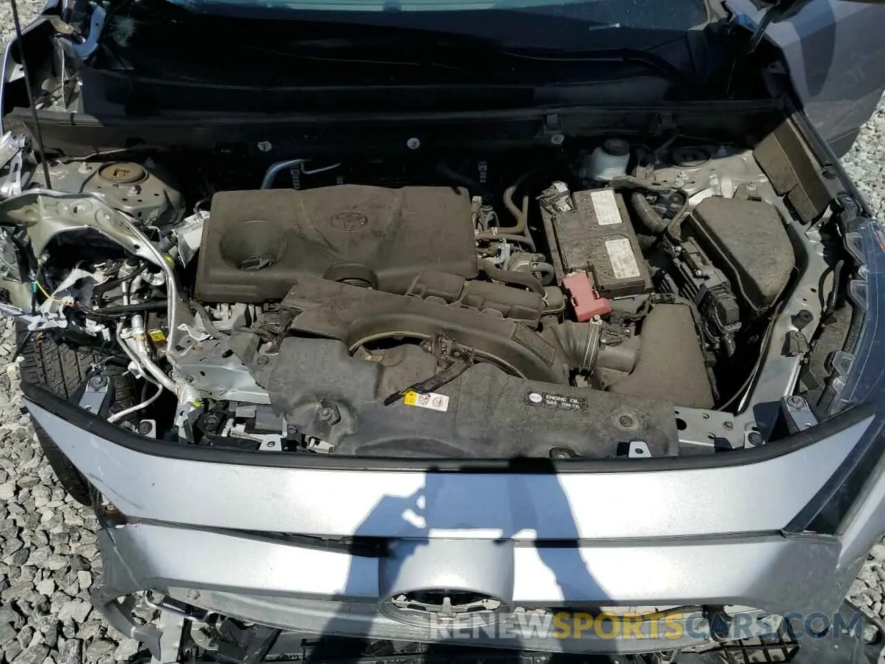 12 Photograph of a damaged car 2T3F1RFV9KW040333 TOYOTA RAV4 2019