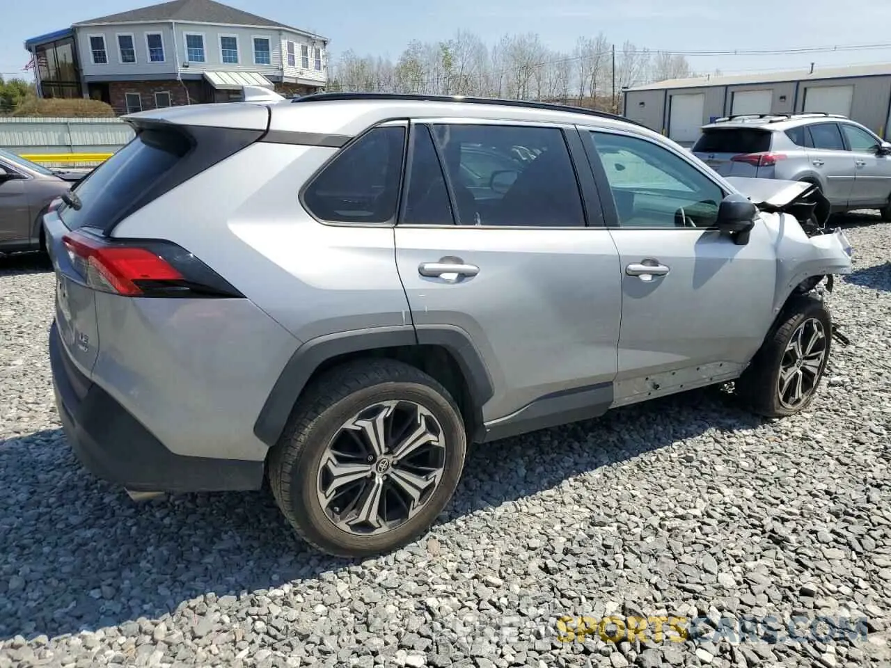 3 Photograph of a damaged car 2T3F1RFV9KW040333 TOYOTA RAV4 2019