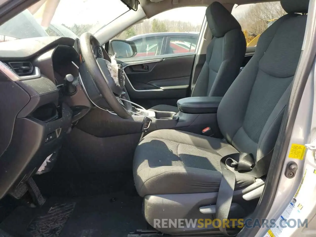 7 Photograph of a damaged car 2T3F1RFV9KW040333 TOYOTA RAV4 2019