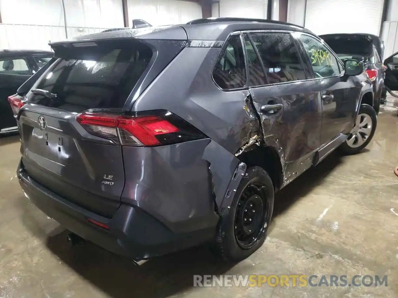 4 Photograph of a damaged car 2T3F1RFV9KW040607 TOYOTA RAV4 2019