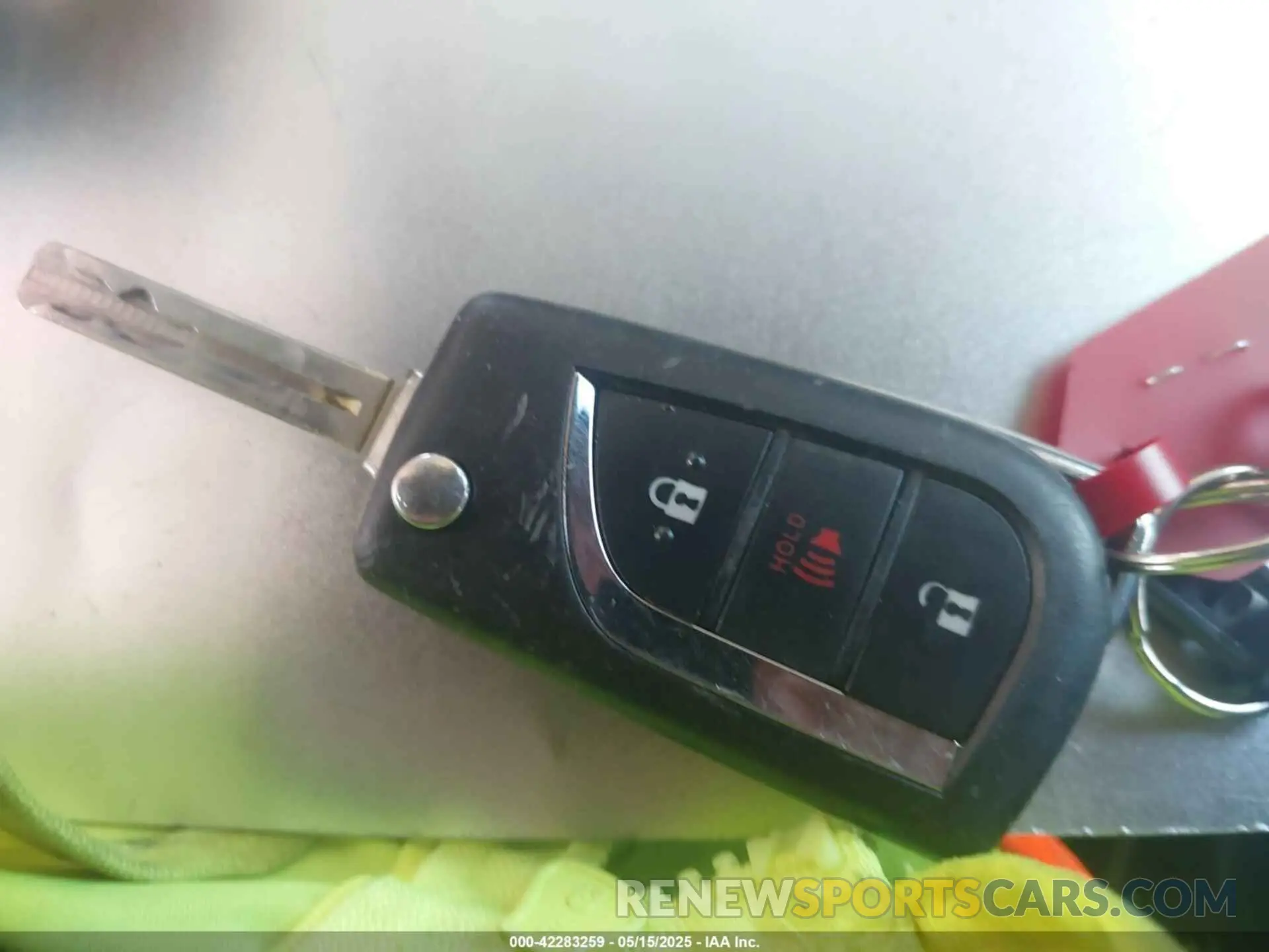 11 Photograph of a damaged car 2T3F1RFV9KW060016 TOYOTA RAV4 2019