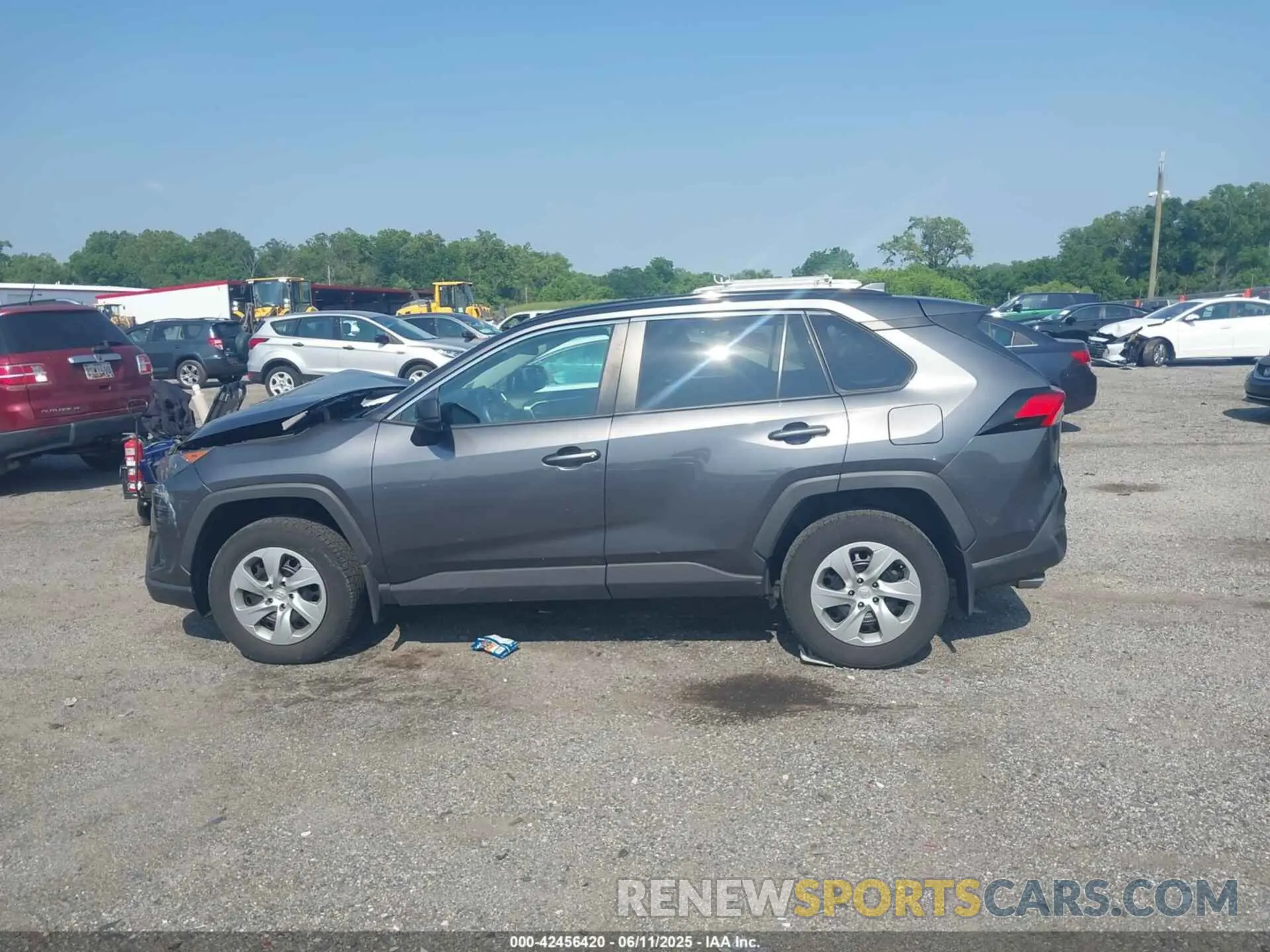 14 Photograph of a damaged car 2T3F1RFVXKC056266 TOYOTA RAV4 2019