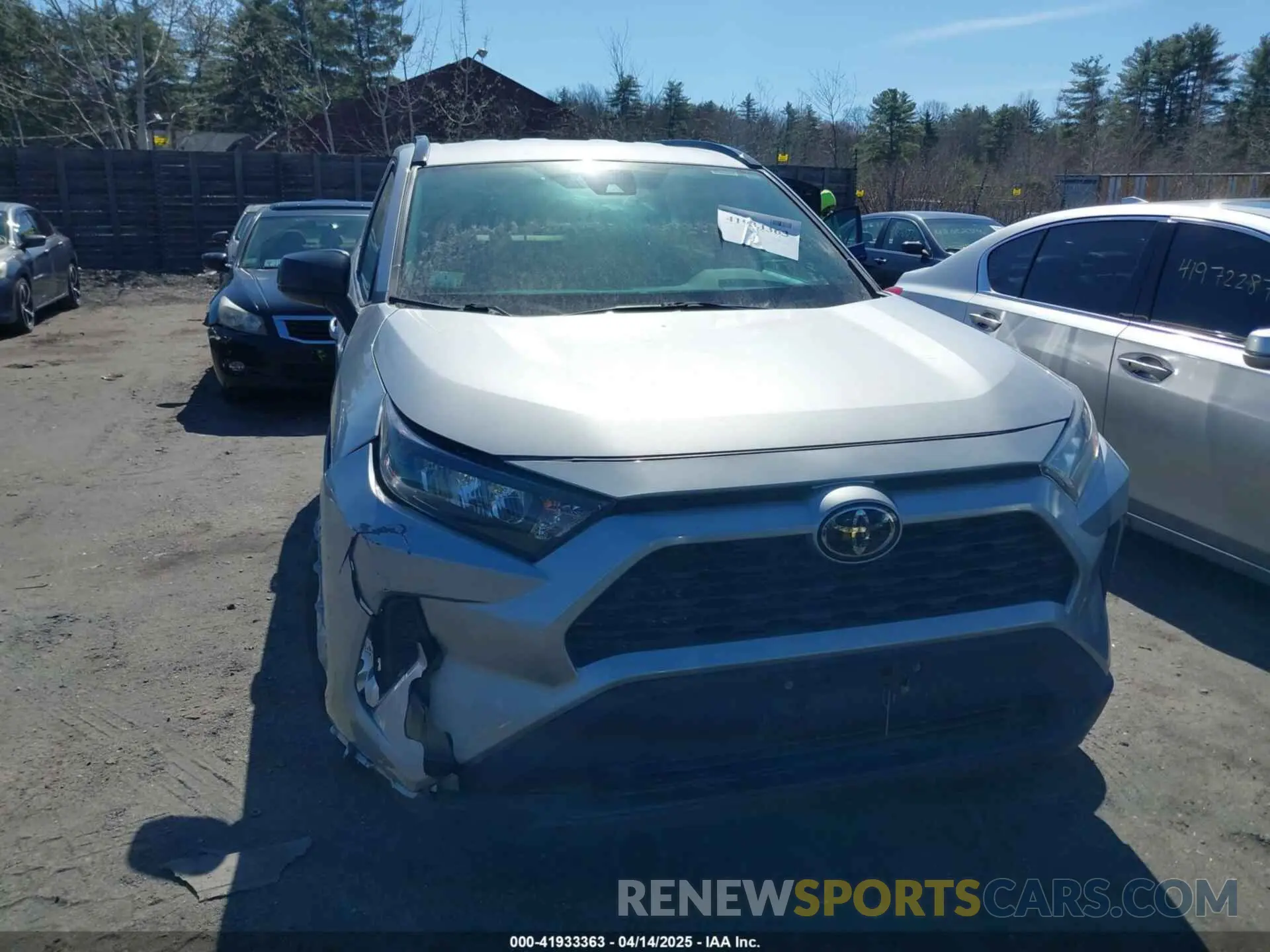 12 Photograph of a damaged car 2T3F1RFVXKW051521 TOYOTA RAV4 2019