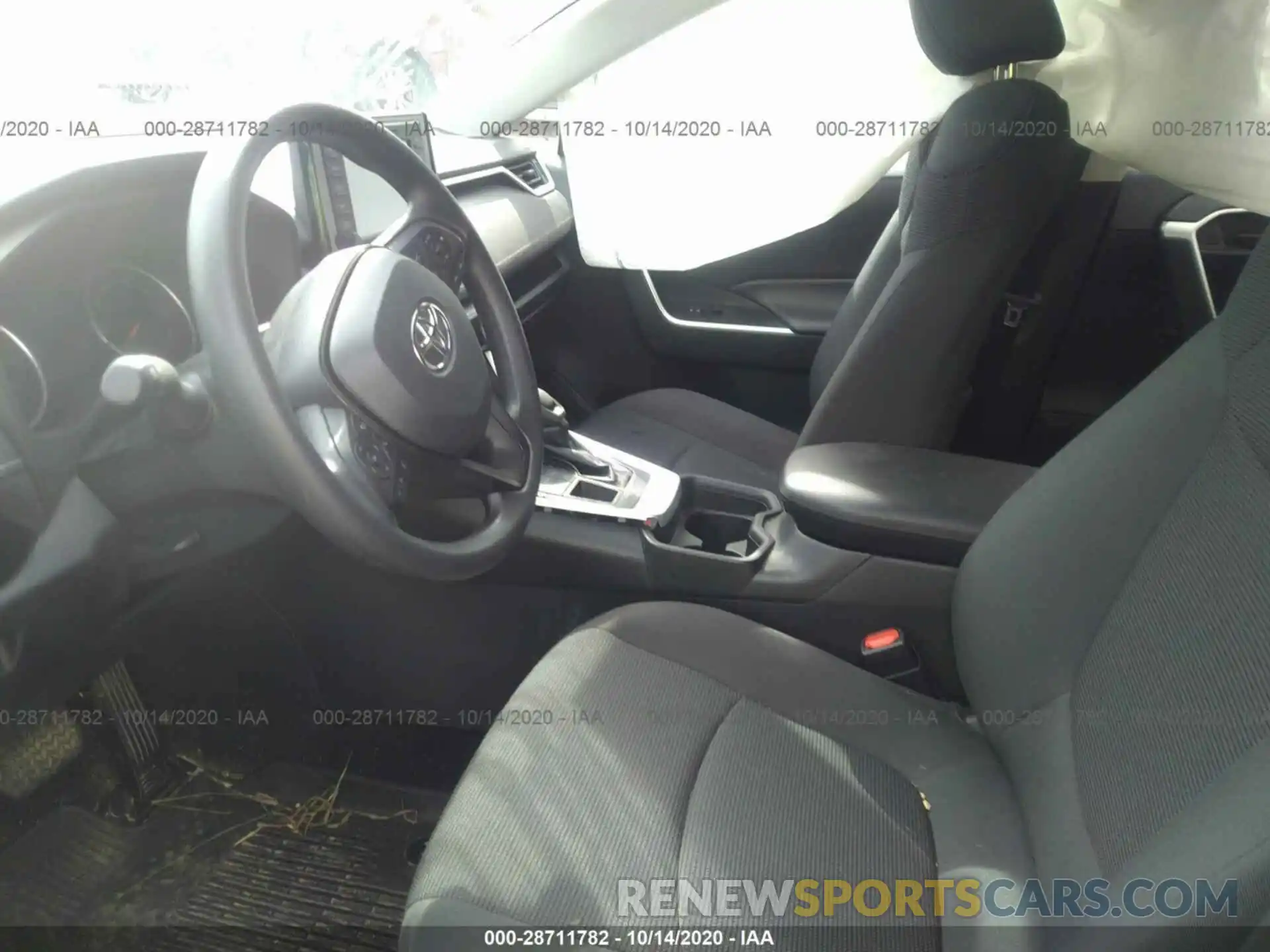 5 Photograph of a damaged car 2T3F1RFVXKW064897 TOYOTA RAV4 2019