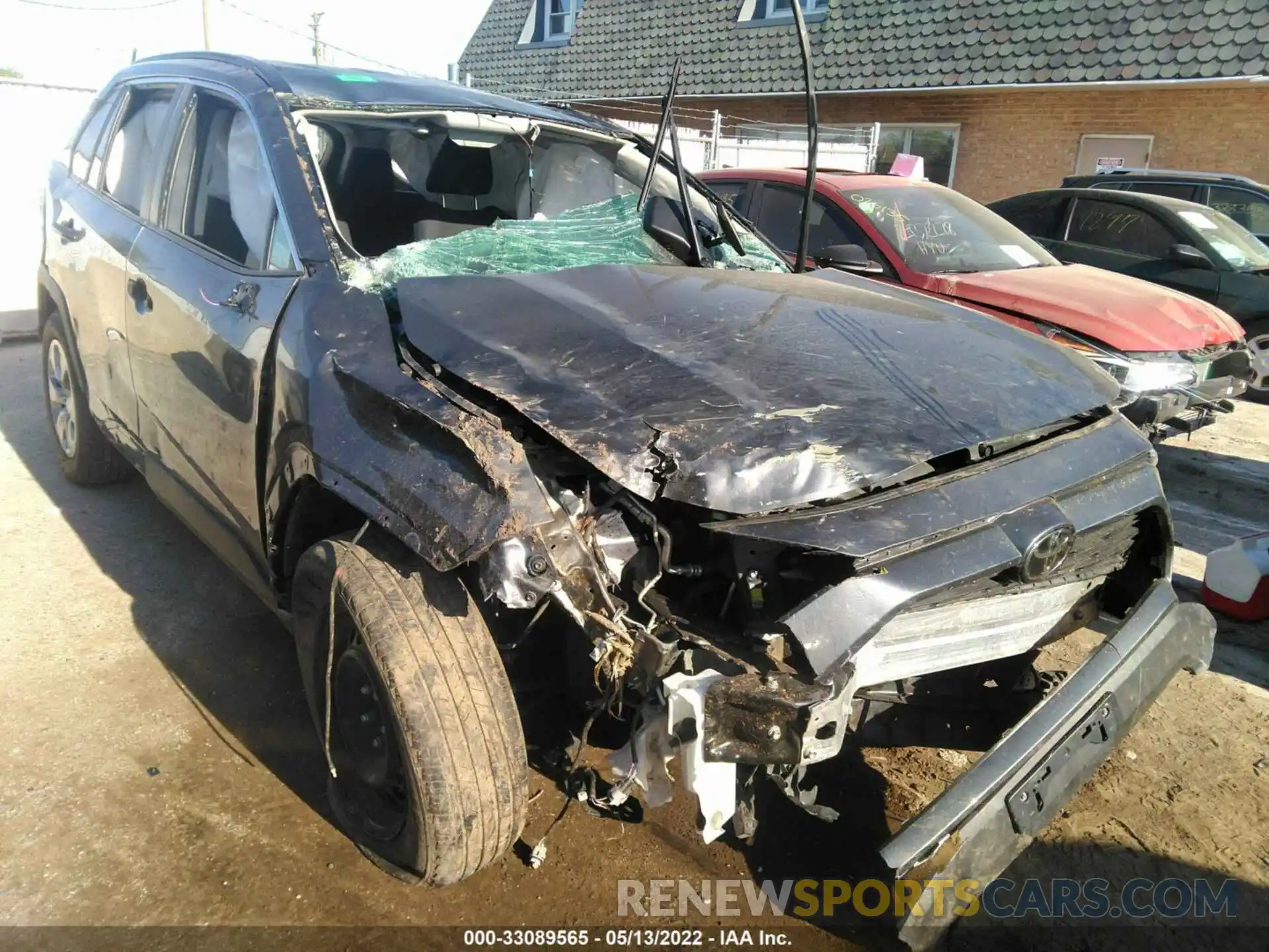 6 Photograph of a damaged car 2T3F1RFVXKW072319 TOYOTA RAV4 2019