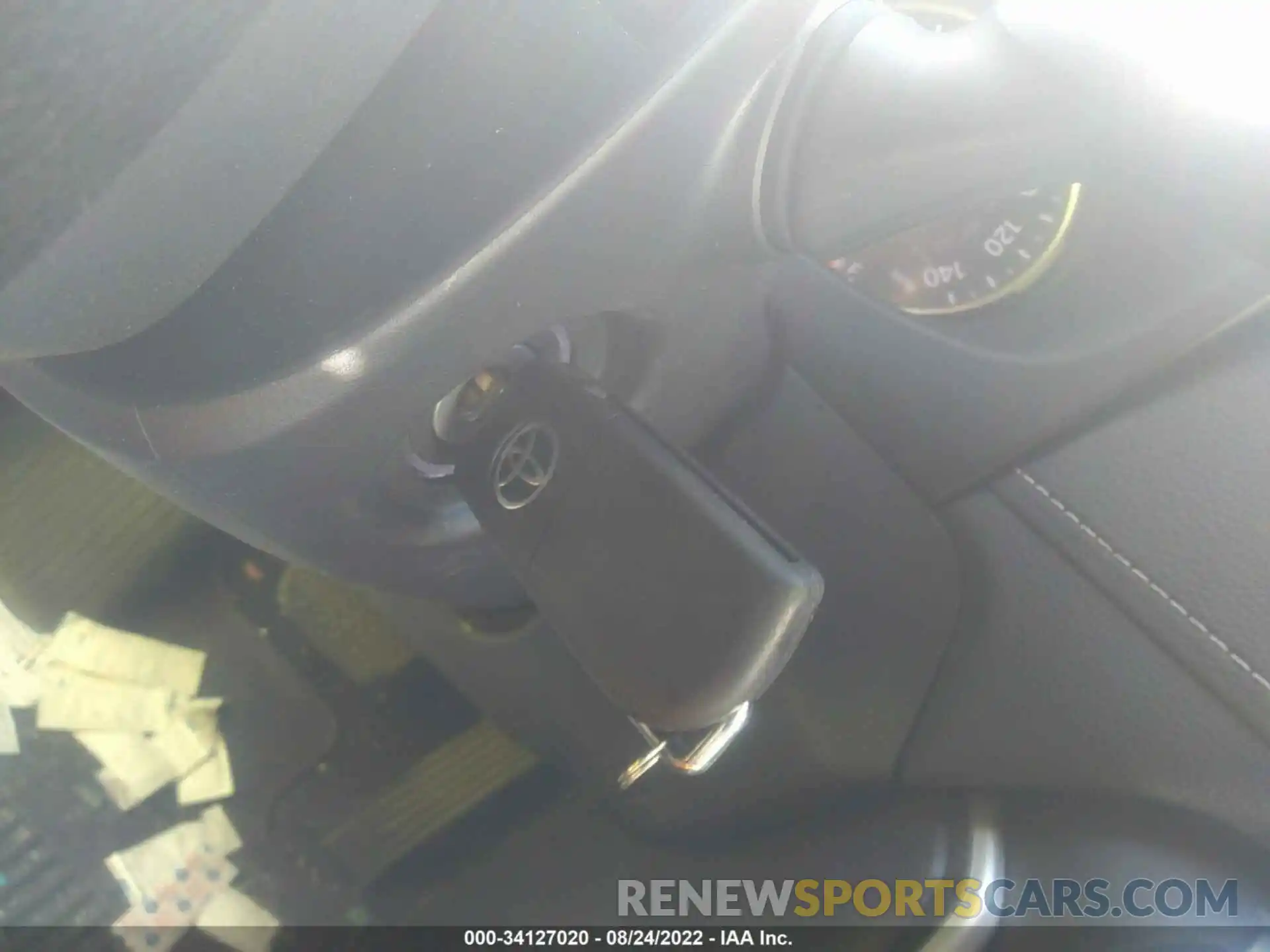 11 Photograph of a damaged car 2T3G1RFV0KC056457 TOYOTA RAV4 2019