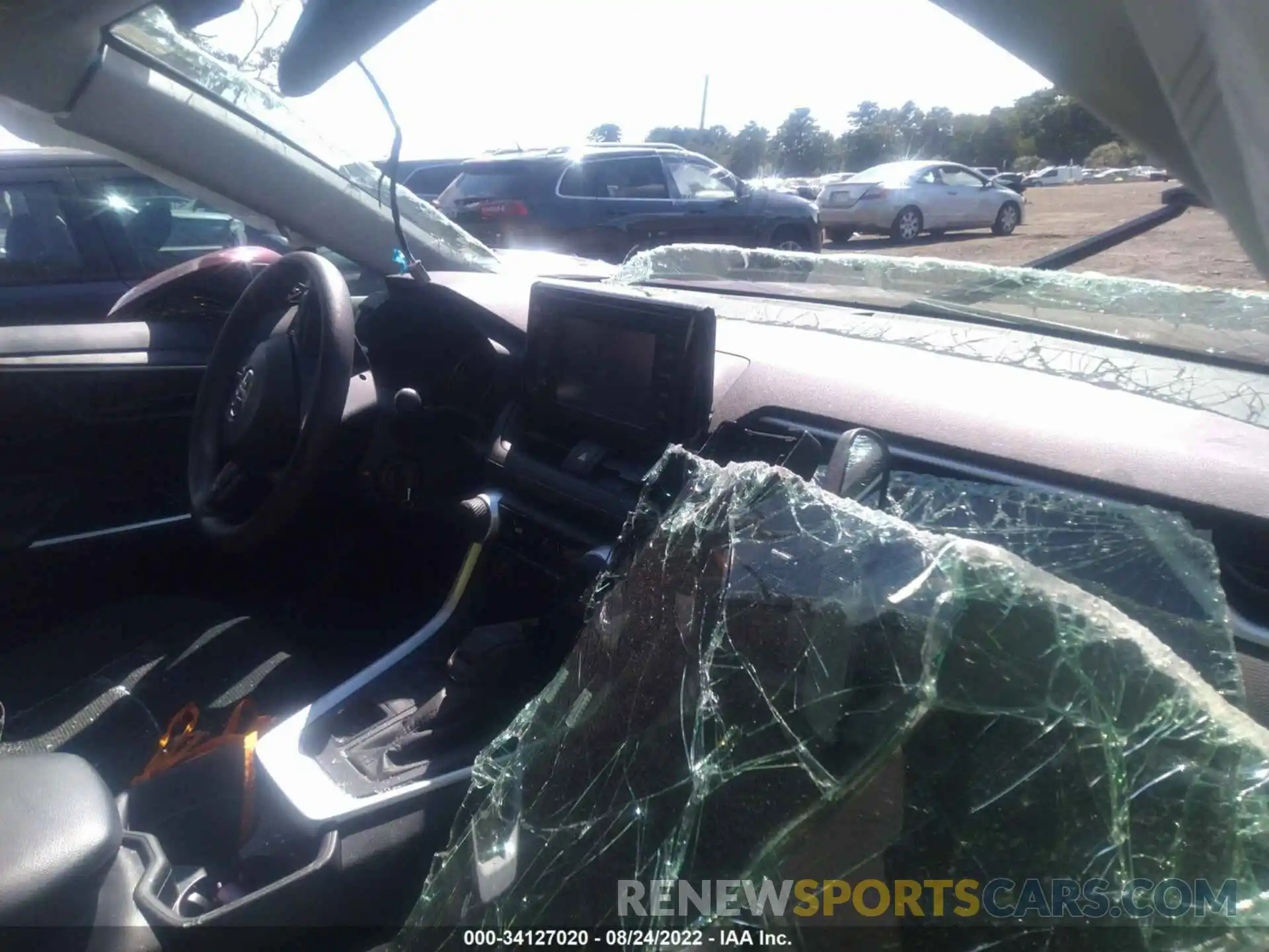 5 Photograph of a damaged car 2T3G1RFV0KC056457 TOYOTA RAV4 2019