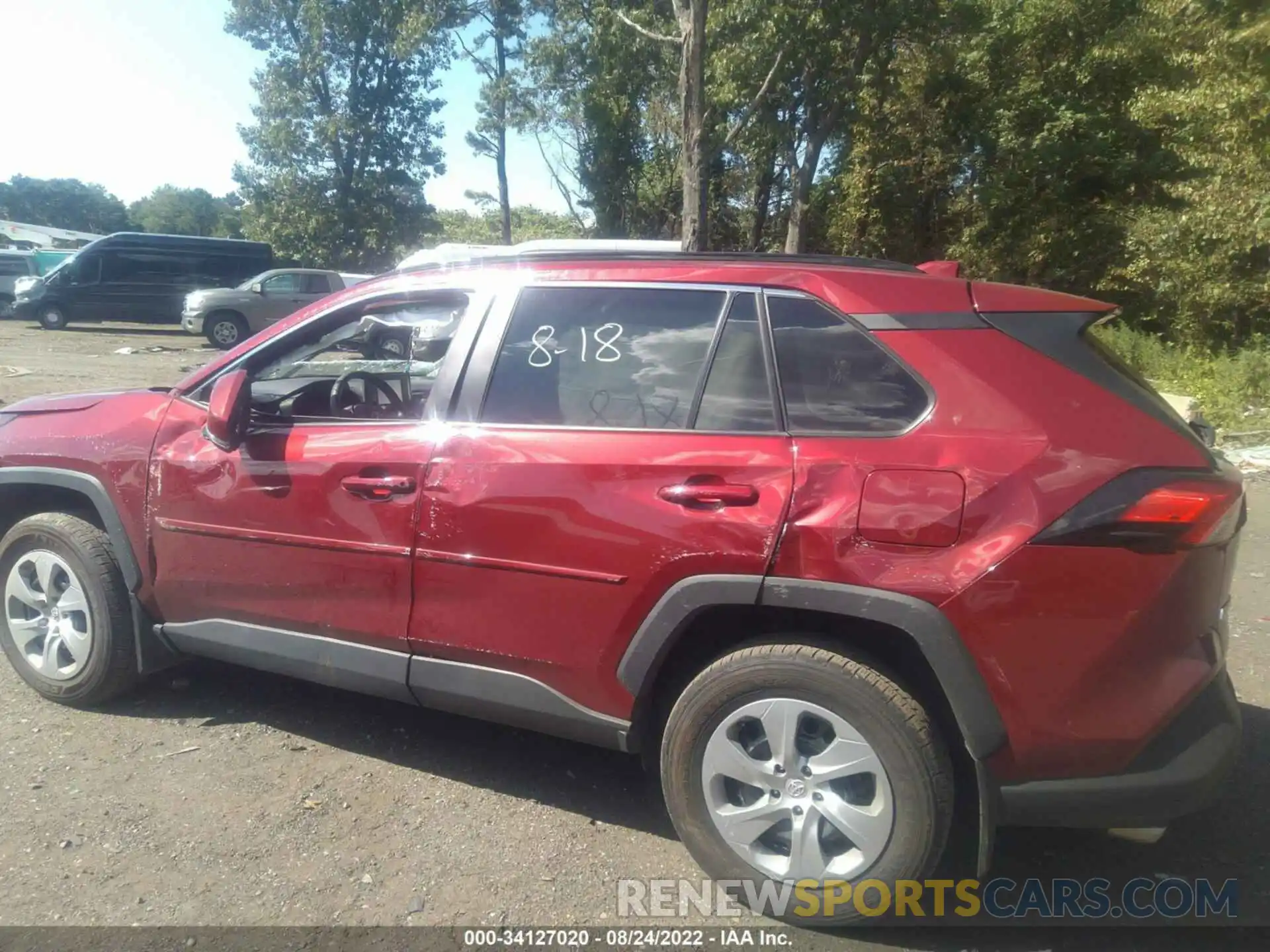 6 Photograph of a damaged car 2T3G1RFV0KC056457 TOYOTA RAV4 2019