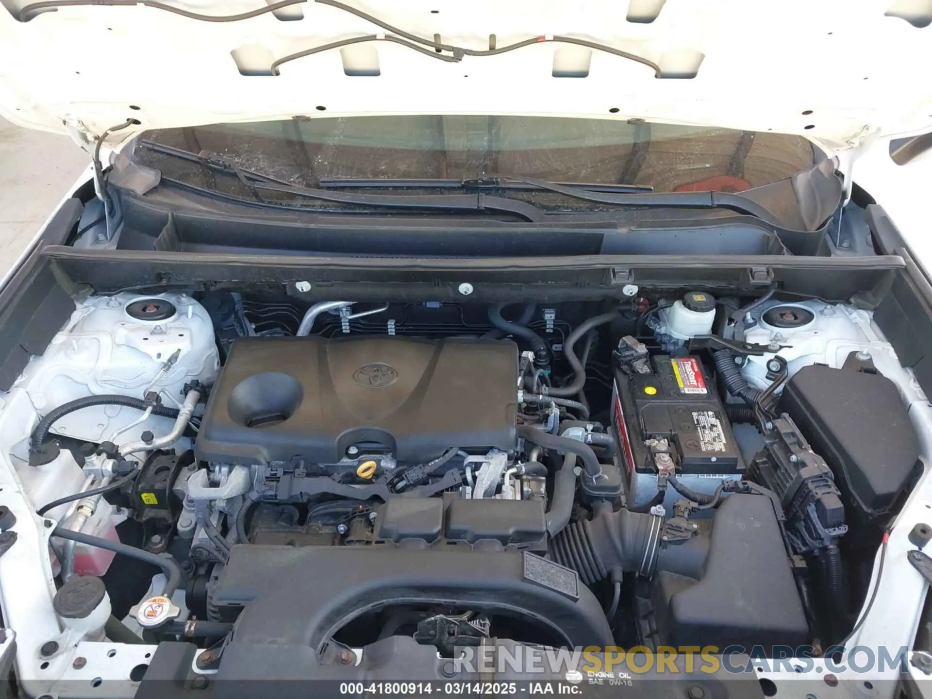 10 Photograph of a damaged car 2T3G1RFV0KW008617 TOYOTA RAV4 2019