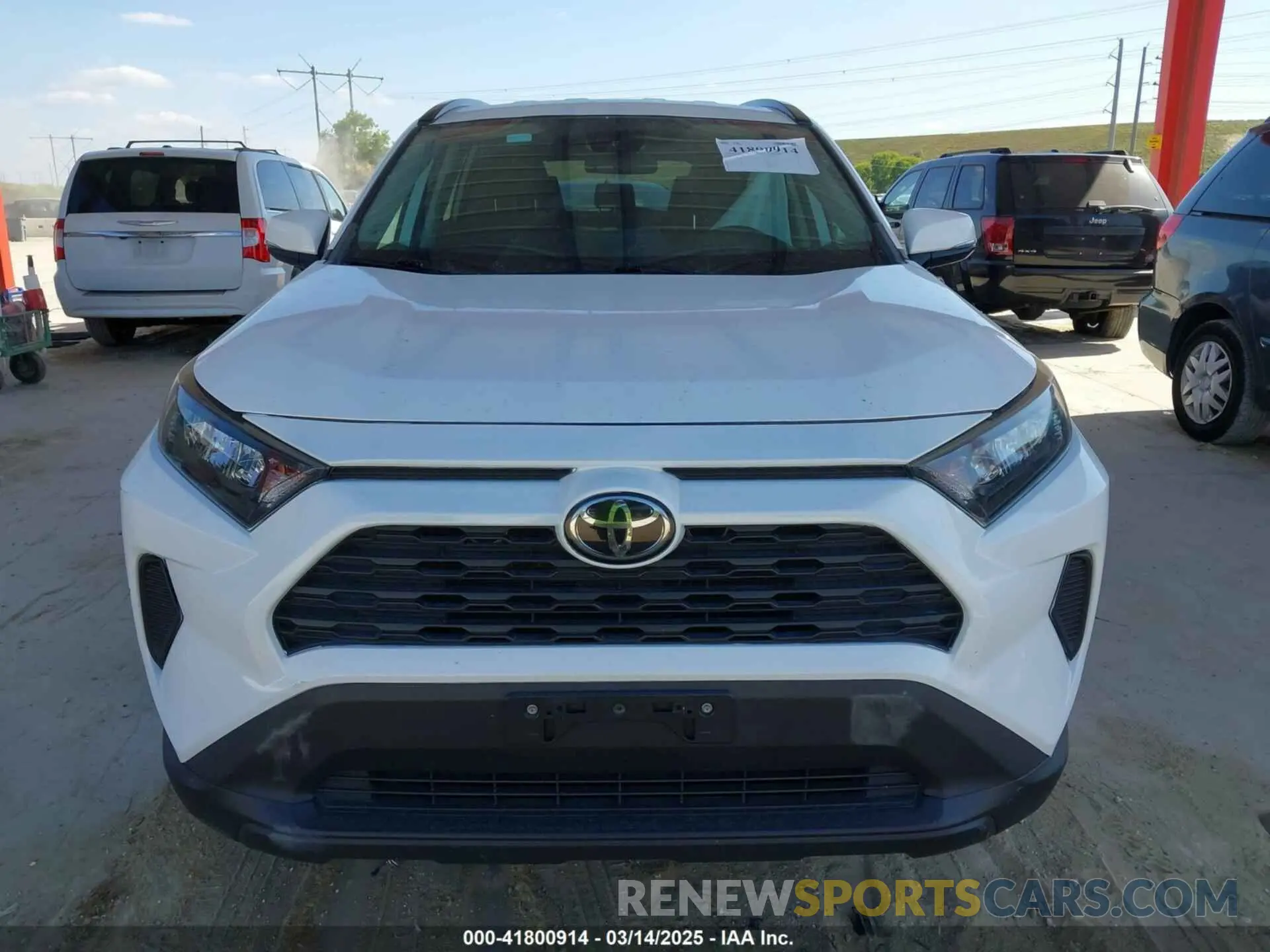 12 Photograph of a damaged car 2T3G1RFV0KW008617 TOYOTA RAV4 2019