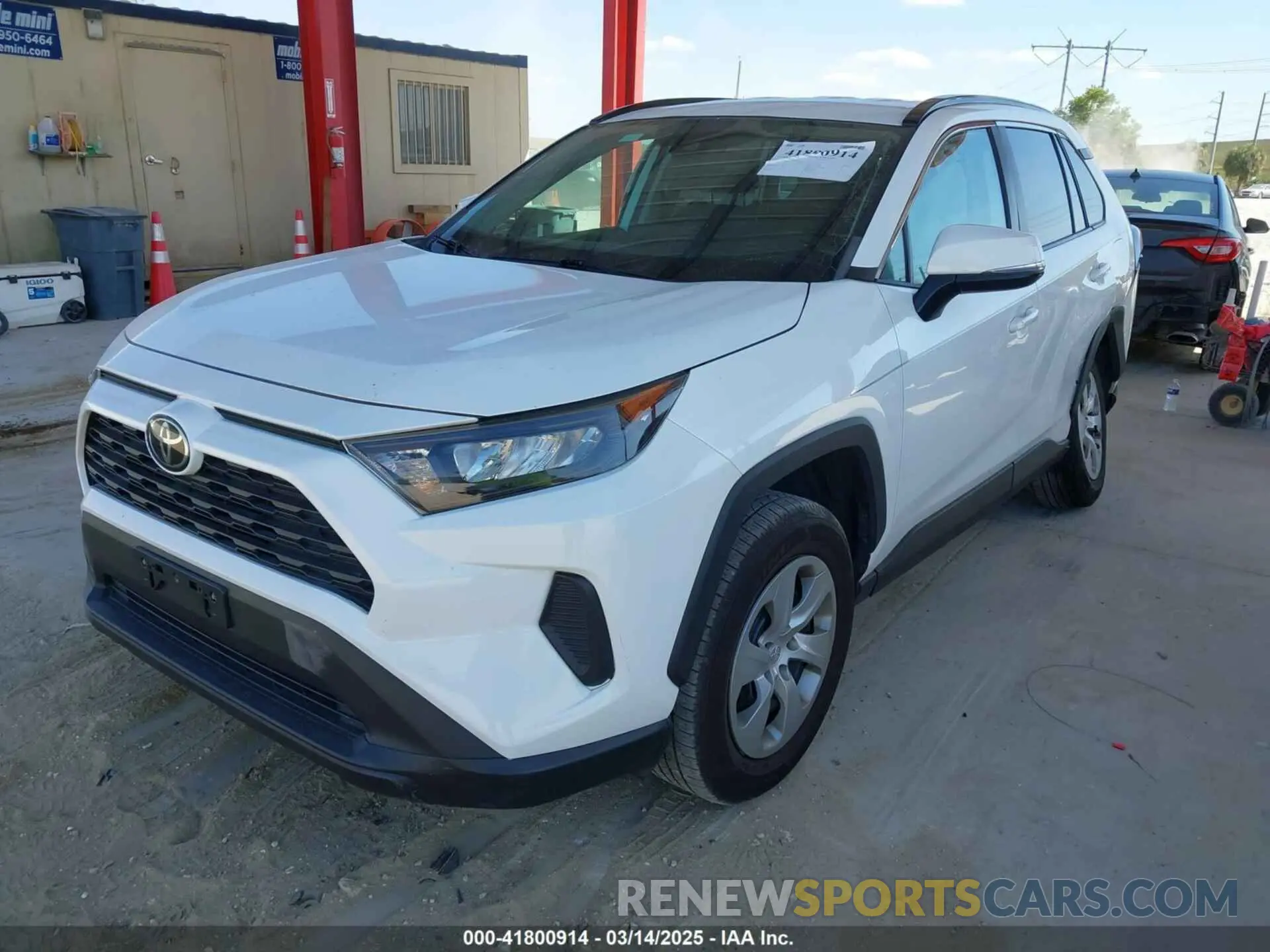 2 Photograph of a damaged car 2T3G1RFV0KW008617 TOYOTA RAV4 2019