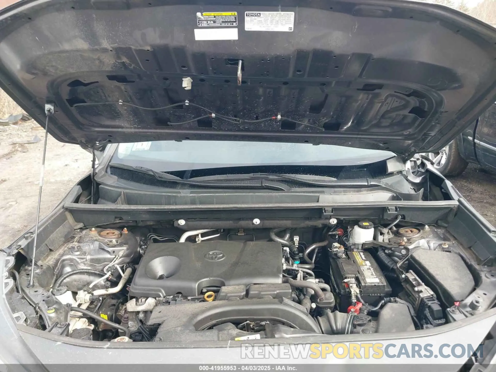 10 Photograph of a damaged car 2T3G1RFV1KC035746 TOYOTA RAV4 2019