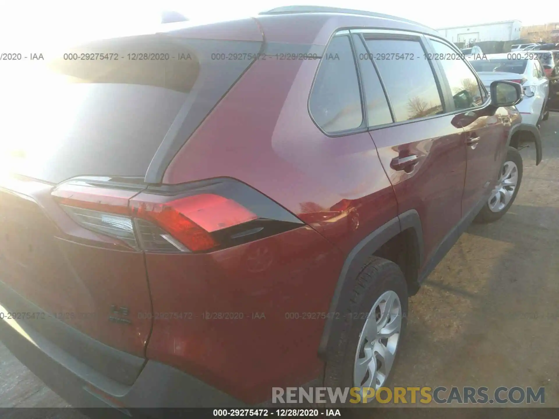 4 Photograph of a damaged car 2T3G1RFV1KC039134 TOYOTA RAV4 2019