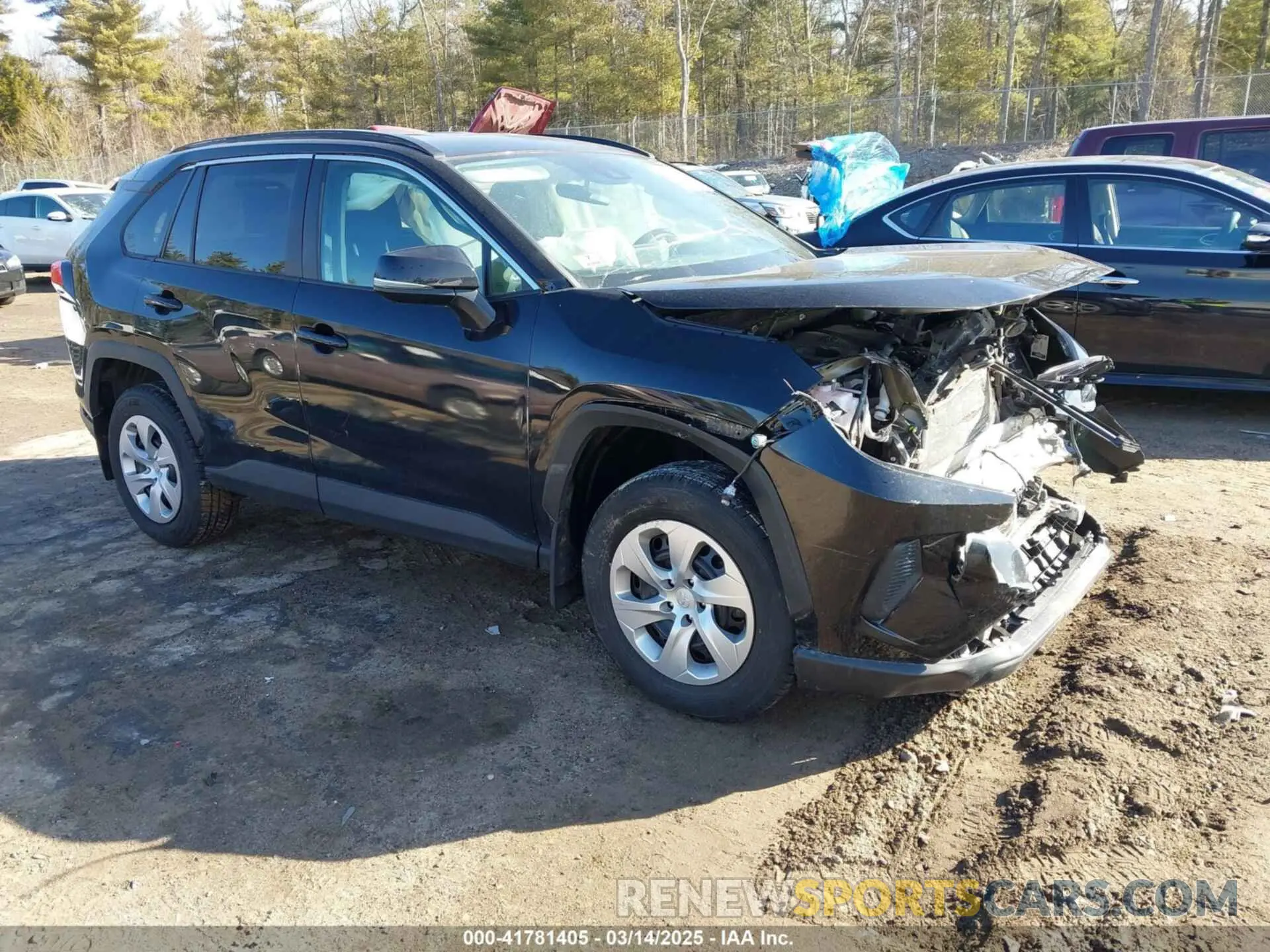1 Photograph of a damaged car 2T3G1RFV1KC054006 TOYOTA RAV4 2019