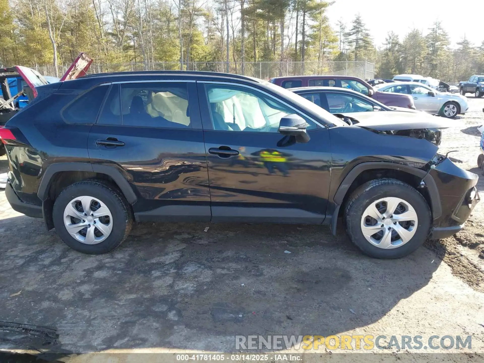 14 Photograph of a damaged car 2T3G1RFV1KC054006 TOYOTA RAV4 2019