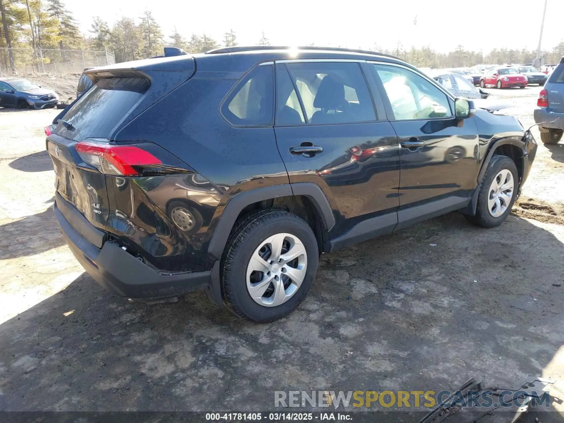 4 Photograph of a damaged car 2T3G1RFV1KC054006 TOYOTA RAV4 2019