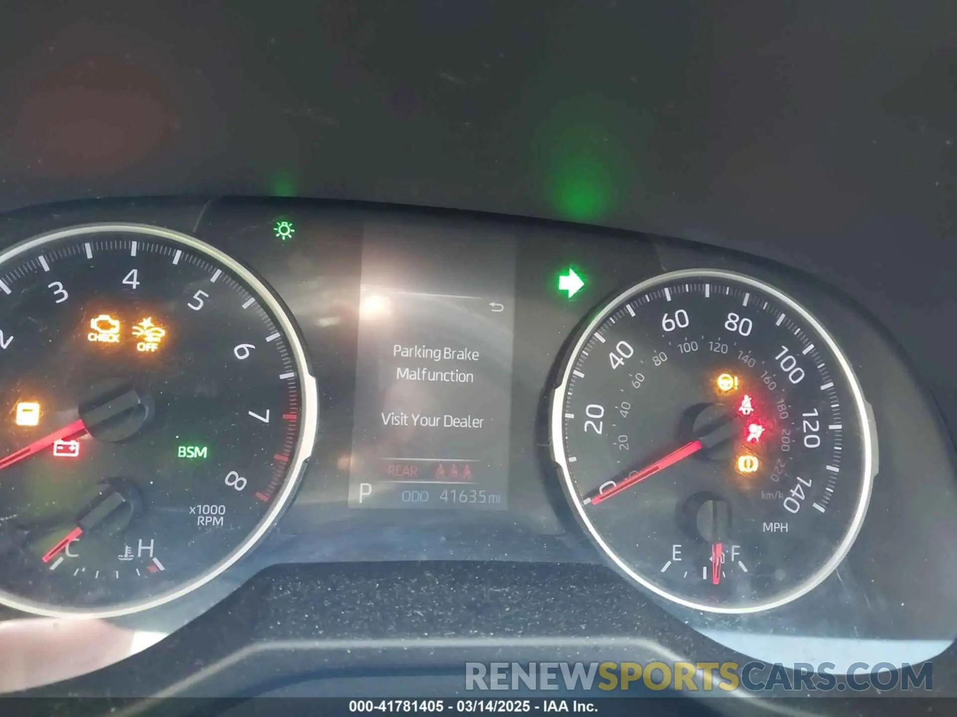 7 Photograph of a damaged car 2T3G1RFV1KC054006 TOYOTA RAV4 2019