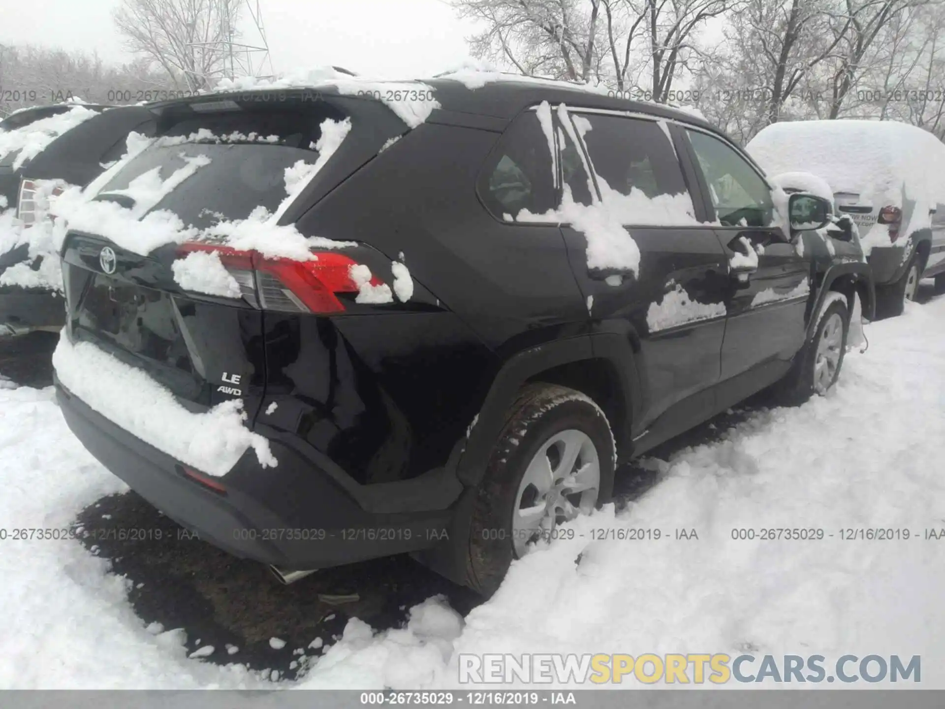 4 Photograph of a damaged car 2T3G1RFV1KW006343 TOYOTA RAV4 2019