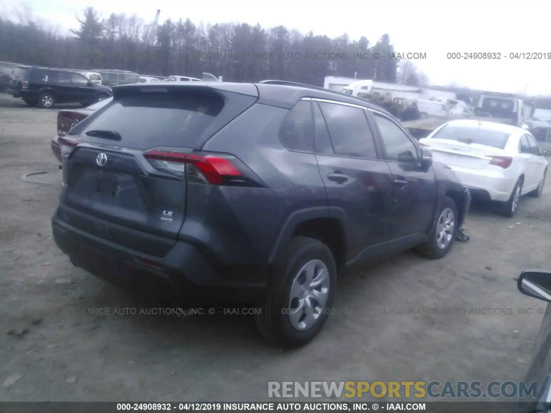 4 Photograph of a damaged car 2T3G1RFV1KW010098 TOYOTA RAV4 2019