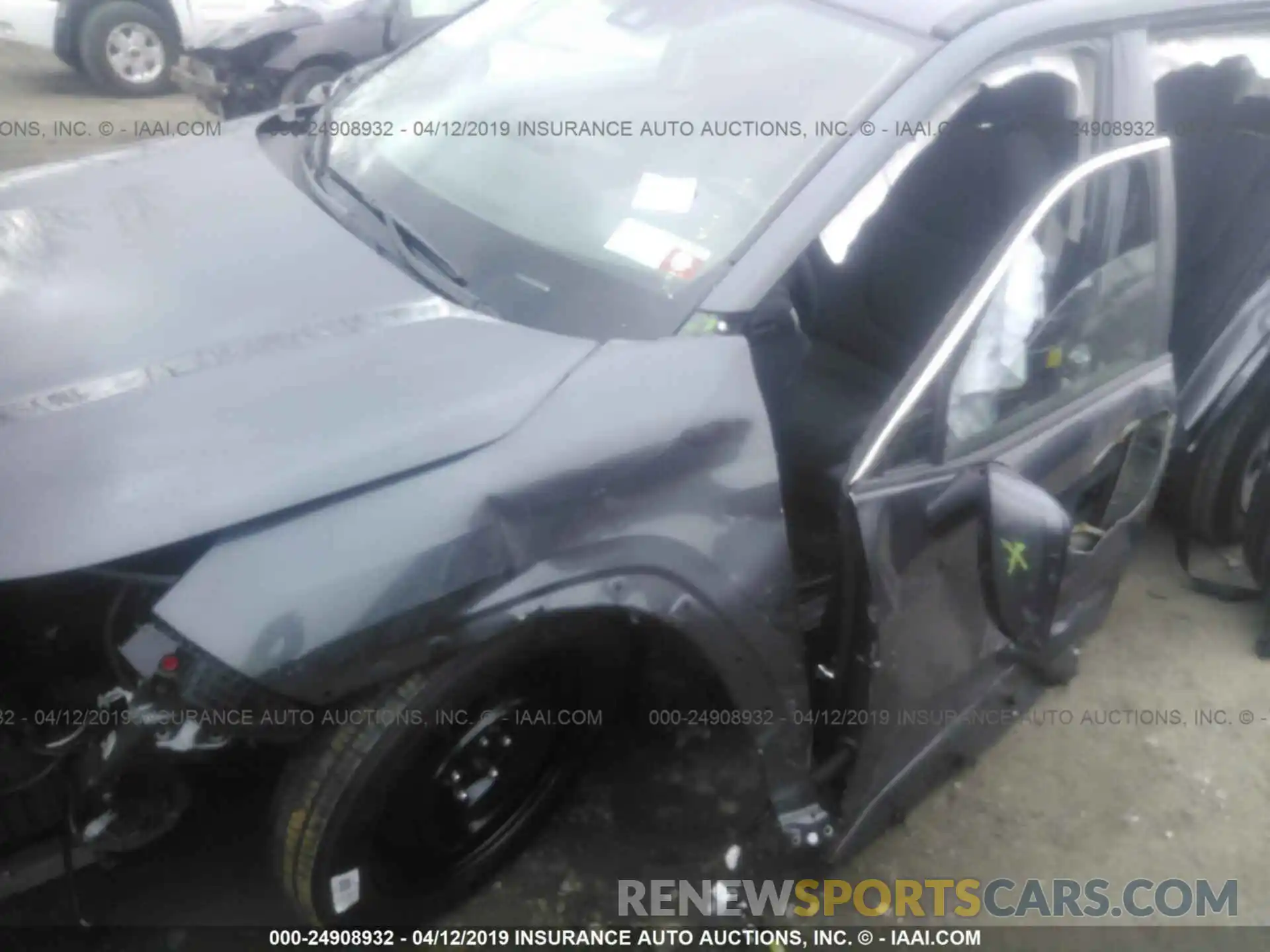 6 Photograph of a damaged car 2T3G1RFV1KW010098 TOYOTA RAV4 2019