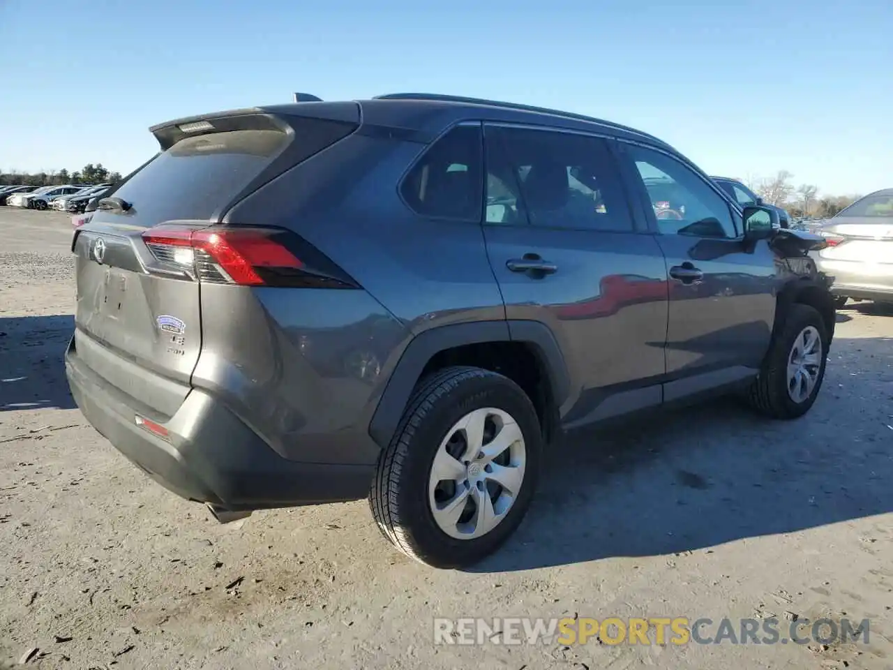 3 Photograph of a damaged car 2T3G1RFV1KW010697 TOYOTA RAV4 2019