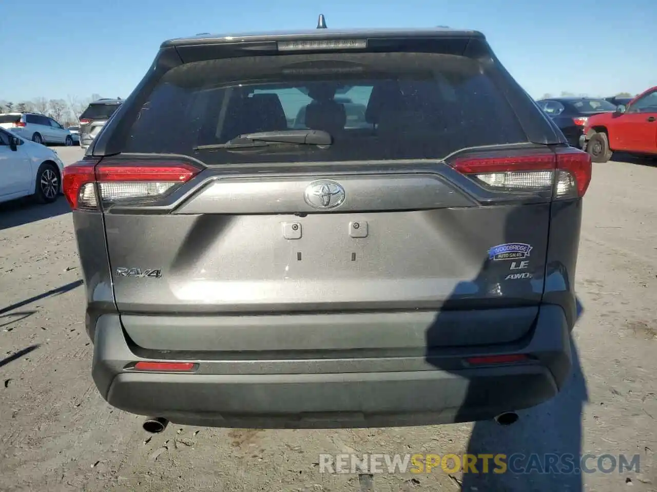 6 Photograph of a damaged car 2T3G1RFV1KW010697 TOYOTA RAV4 2019