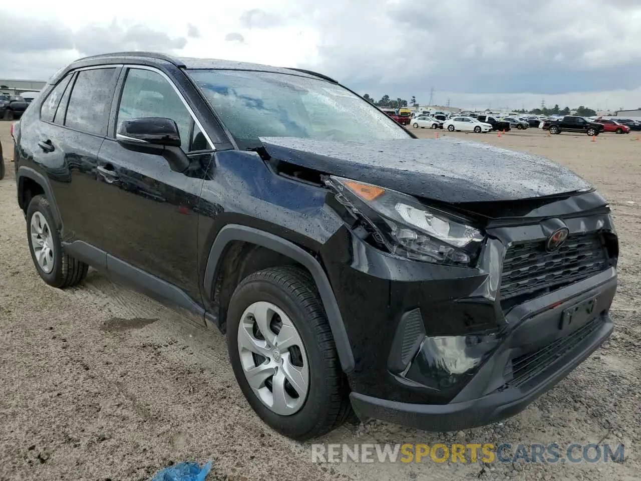 4 Photograph of a damaged car 2T3G1RFV1KW038354 TOYOTA RAV4 2019