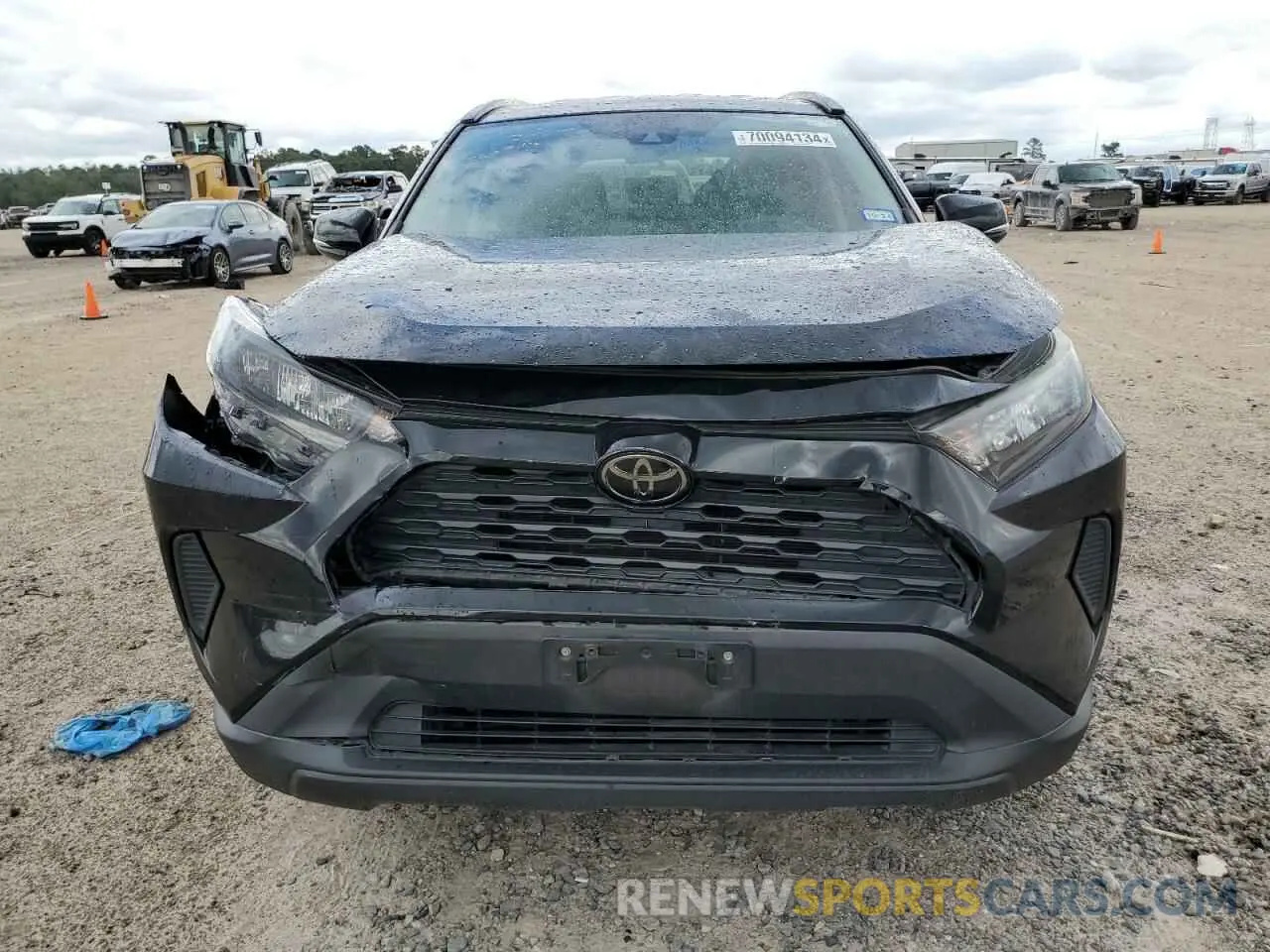 5 Photograph of a damaged car 2T3G1RFV1KW038354 TOYOTA RAV4 2019