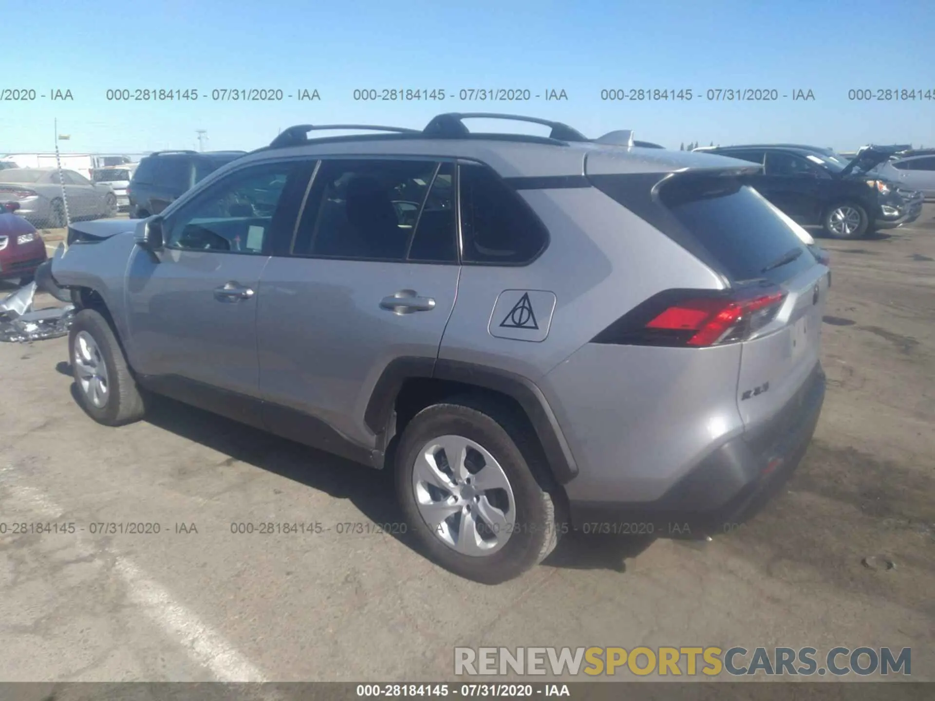 3 Photograph of a damaged car 2T3G1RFV1KW048334 TOYOTA RAV4 2019