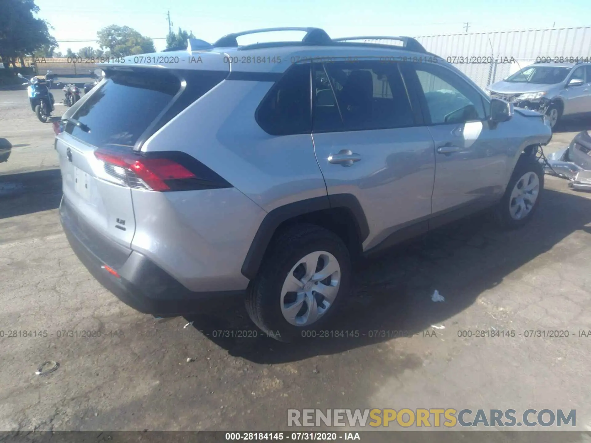 4 Photograph of a damaged car 2T3G1RFV1KW048334 TOYOTA RAV4 2019