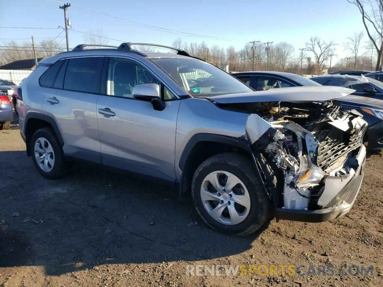 4 Photograph of a damaged car 2T3G1RFV1KW062783 TOYOTA RAV4 2019