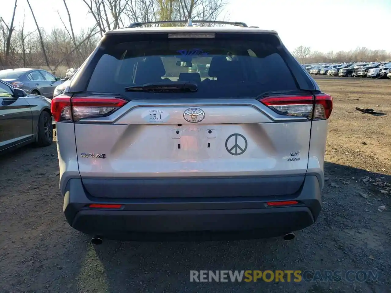 6 Photograph of a damaged car 2T3G1RFV1KW062783 TOYOTA RAV4 2019