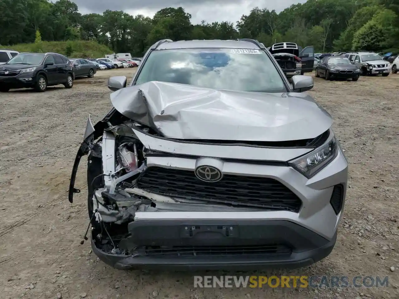 5 Photograph of a damaged car 2T3G1RFV2KC003744 TOYOTA RAV4 2019