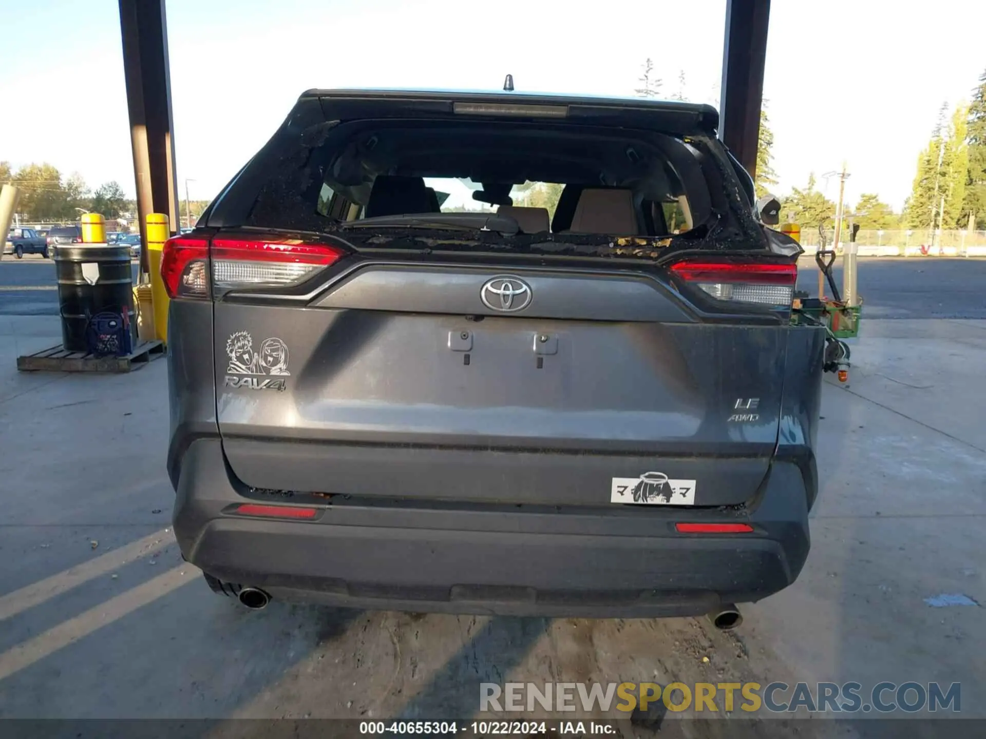 17 Photograph of a damaged car 2T3G1RFV2KC044729 TOYOTA RAV4 2019
