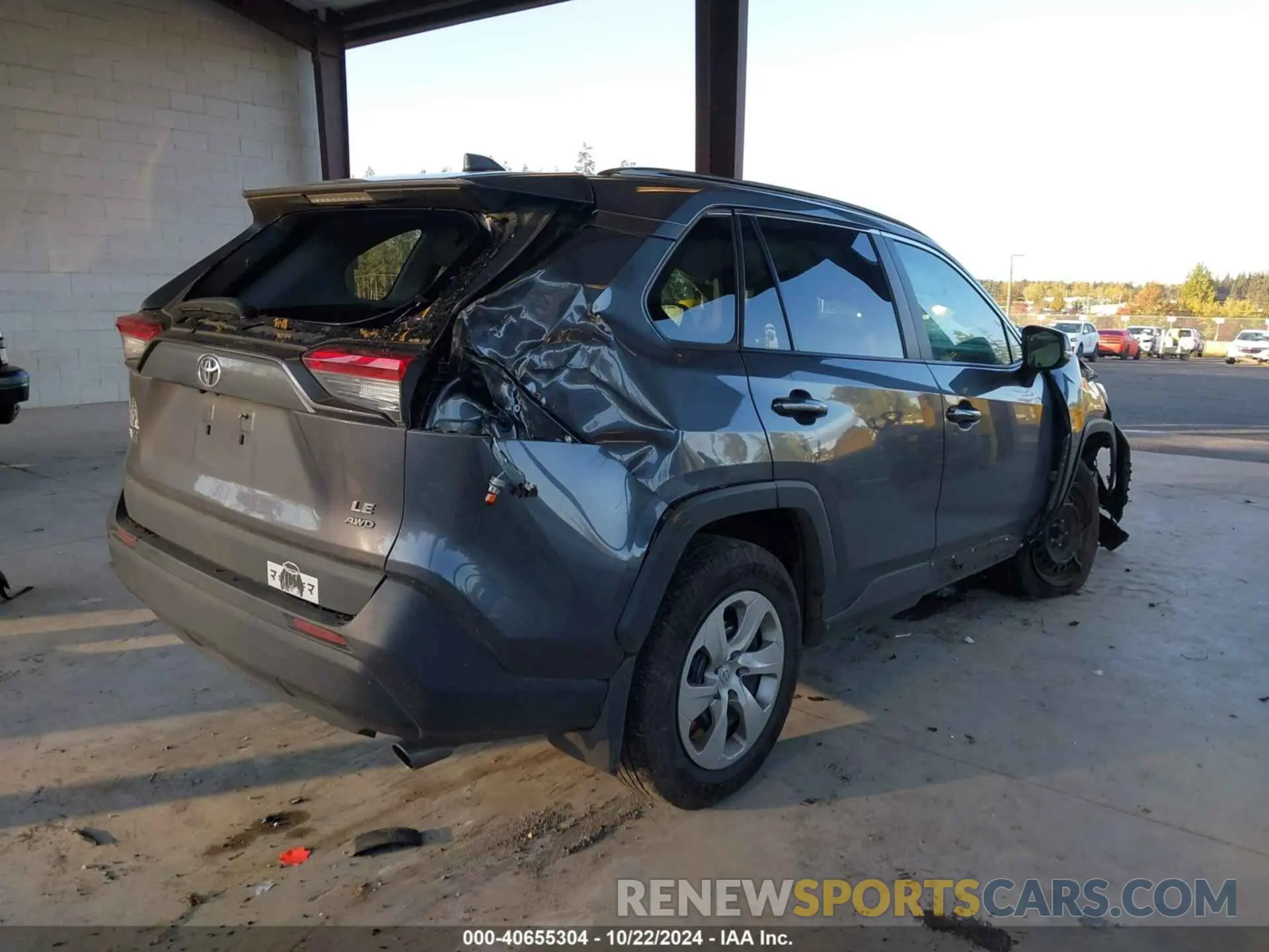 4 Photograph of a damaged car 2T3G1RFV2KC044729 TOYOTA RAV4 2019
