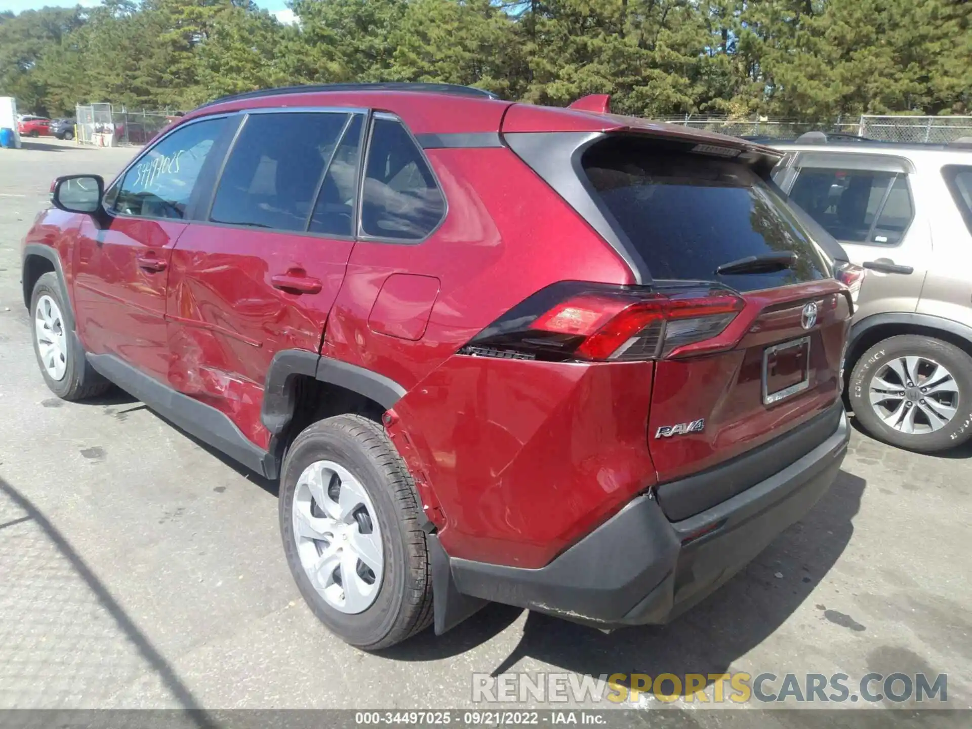 3 Photograph of a damaged car 2T3G1RFV2KC051776 TOYOTA RAV4 2019