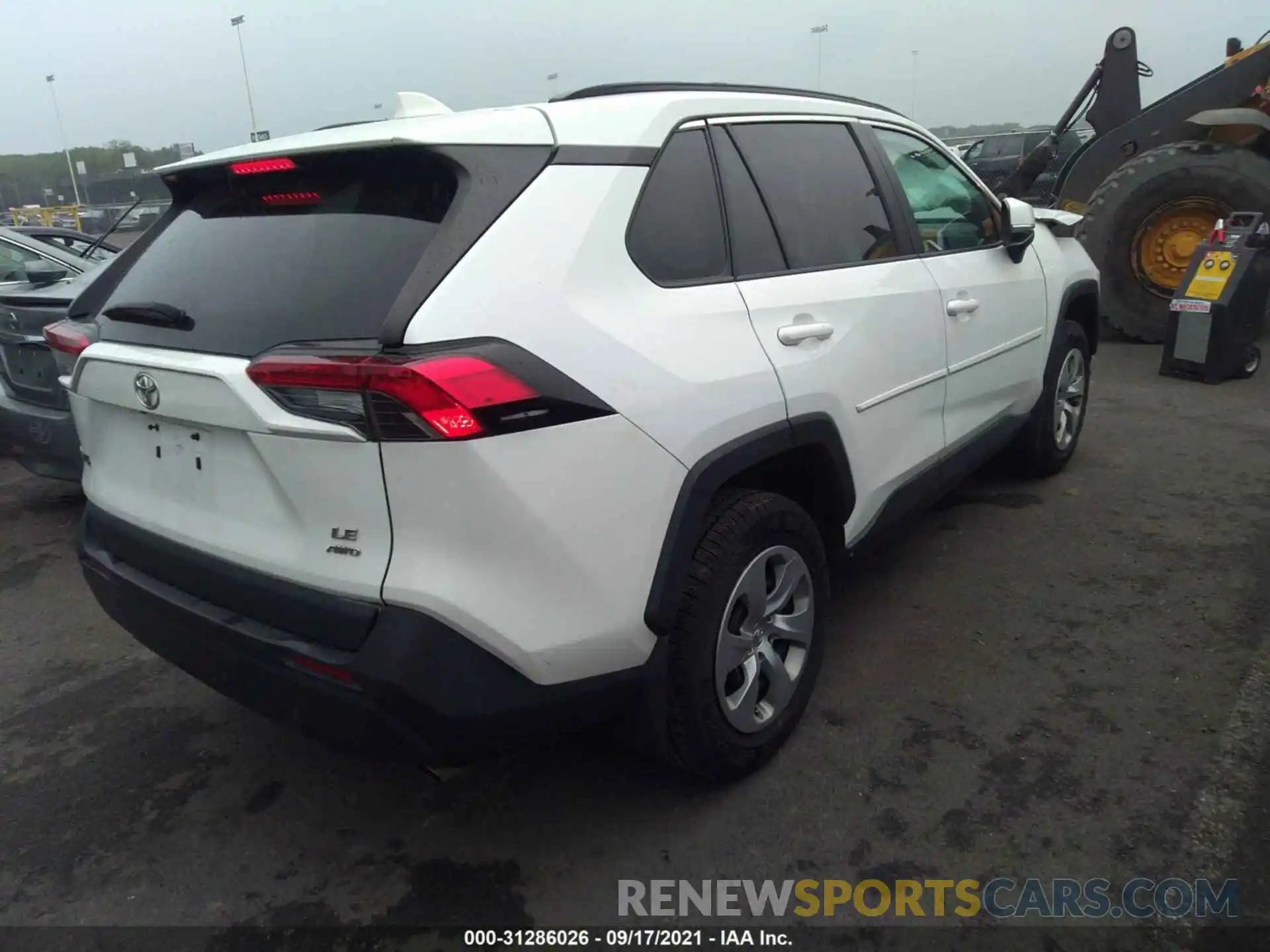 4 Photograph of a damaged car 2T3G1RFV2KW020526 TOYOTA RAV4 2019